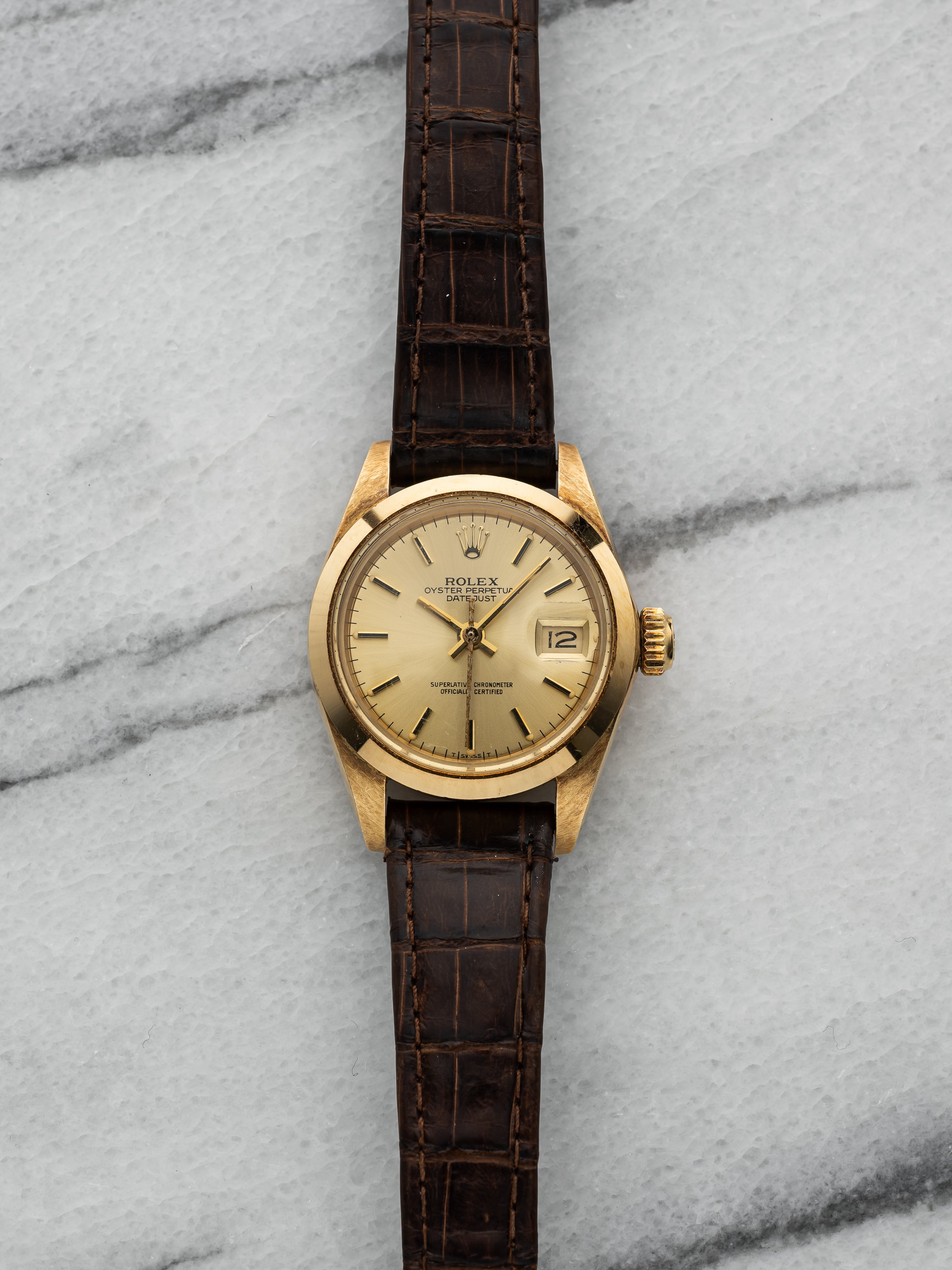 1983 Rolex Lady Datejust 6916 - 18K Yellow Gold, Champagne Sunburst Dial