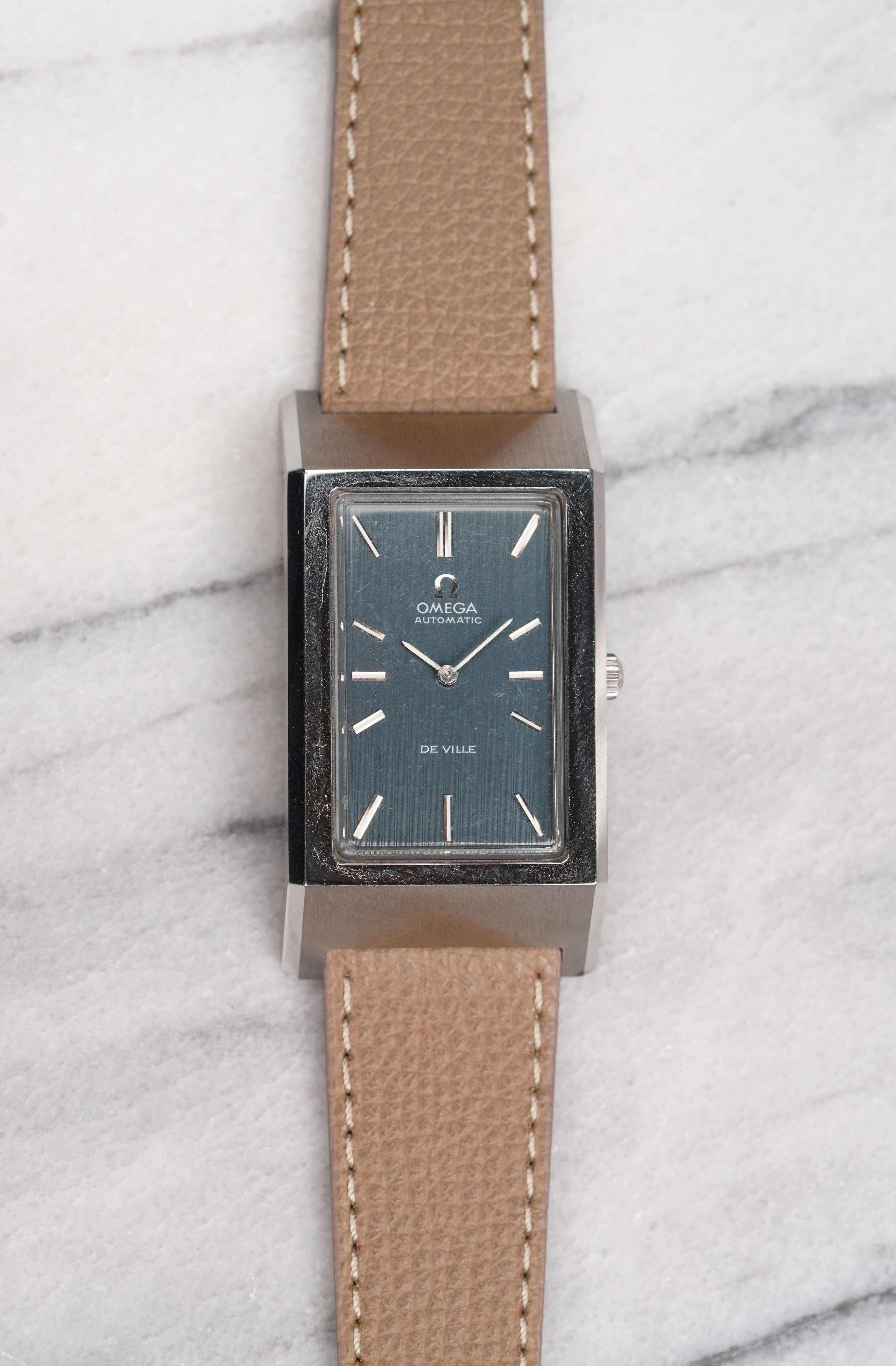 Omega De Ville - Oversized Case