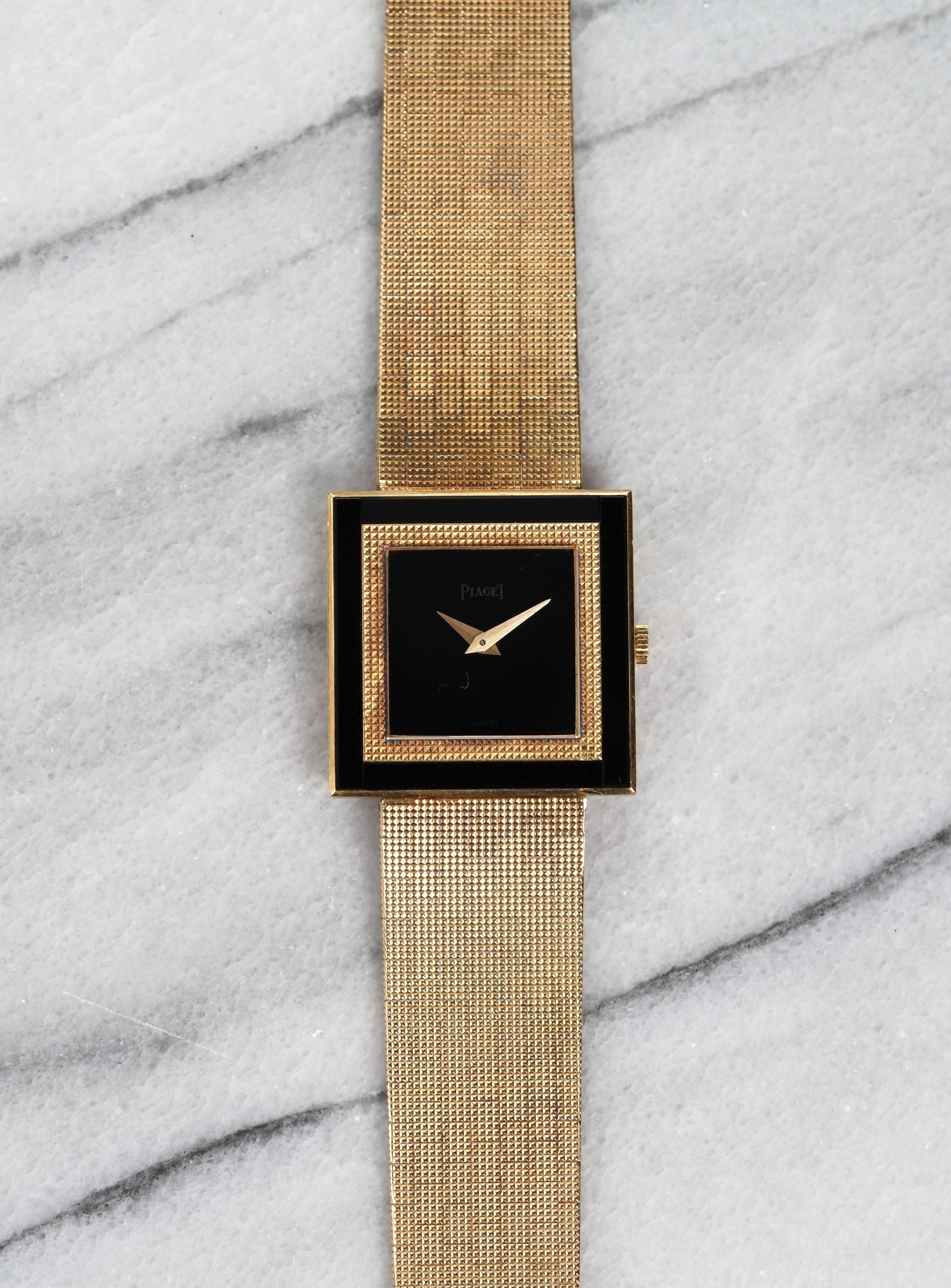 Piaget Onyx - 18K Yellow Gold