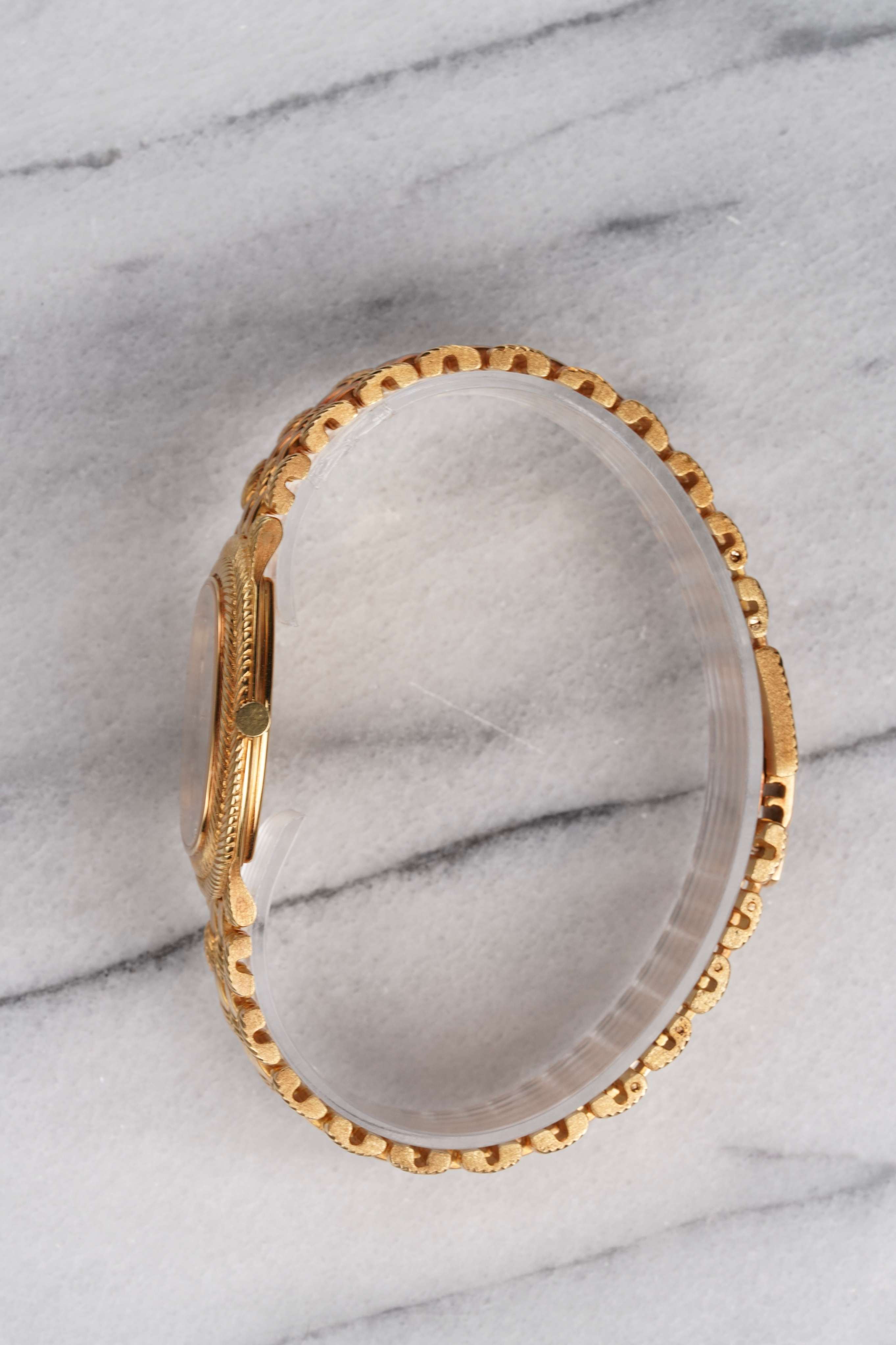 Audemars Piguet - 18k Yellow Gold