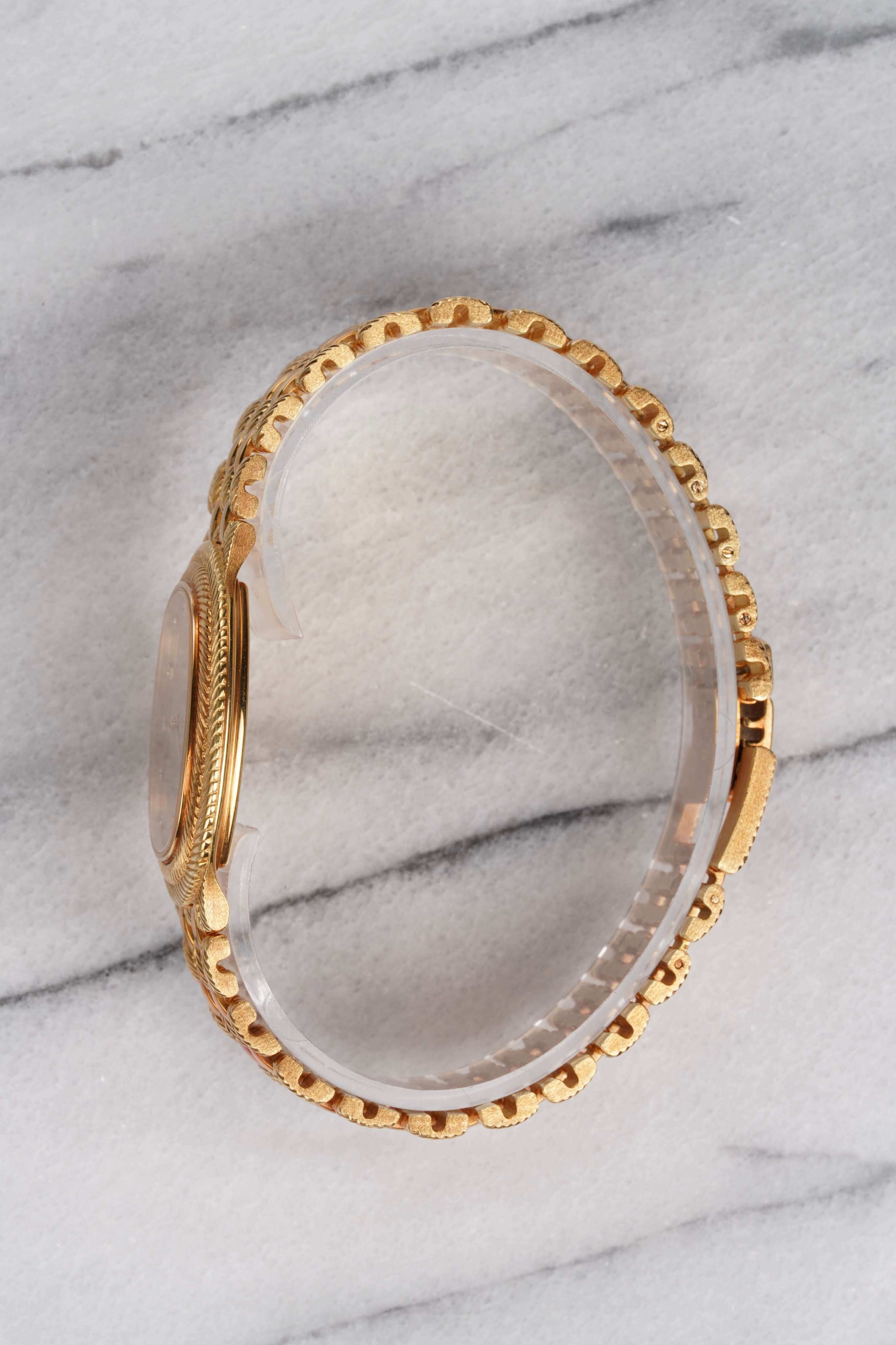 Audemars Piguet - 18k Yellow Gold