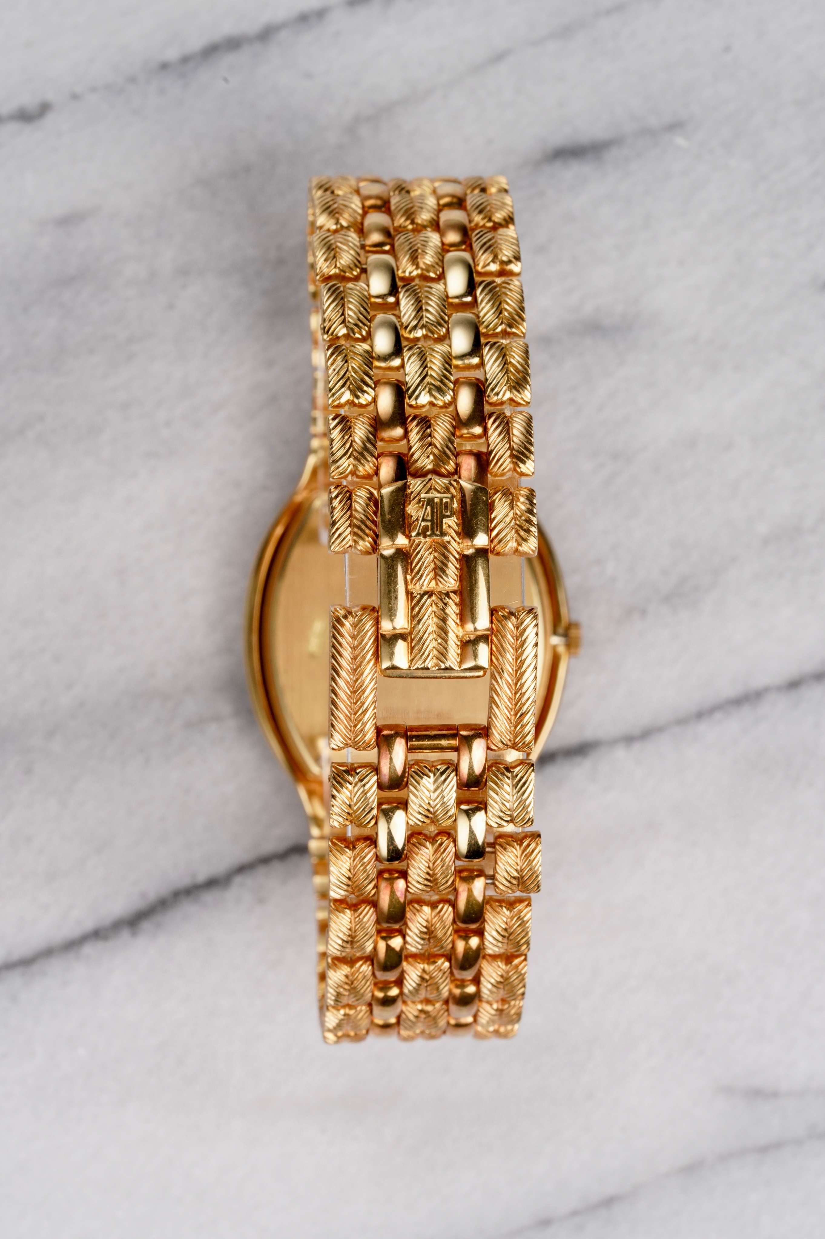 Audemars Piguet - 18k Yellow Gold