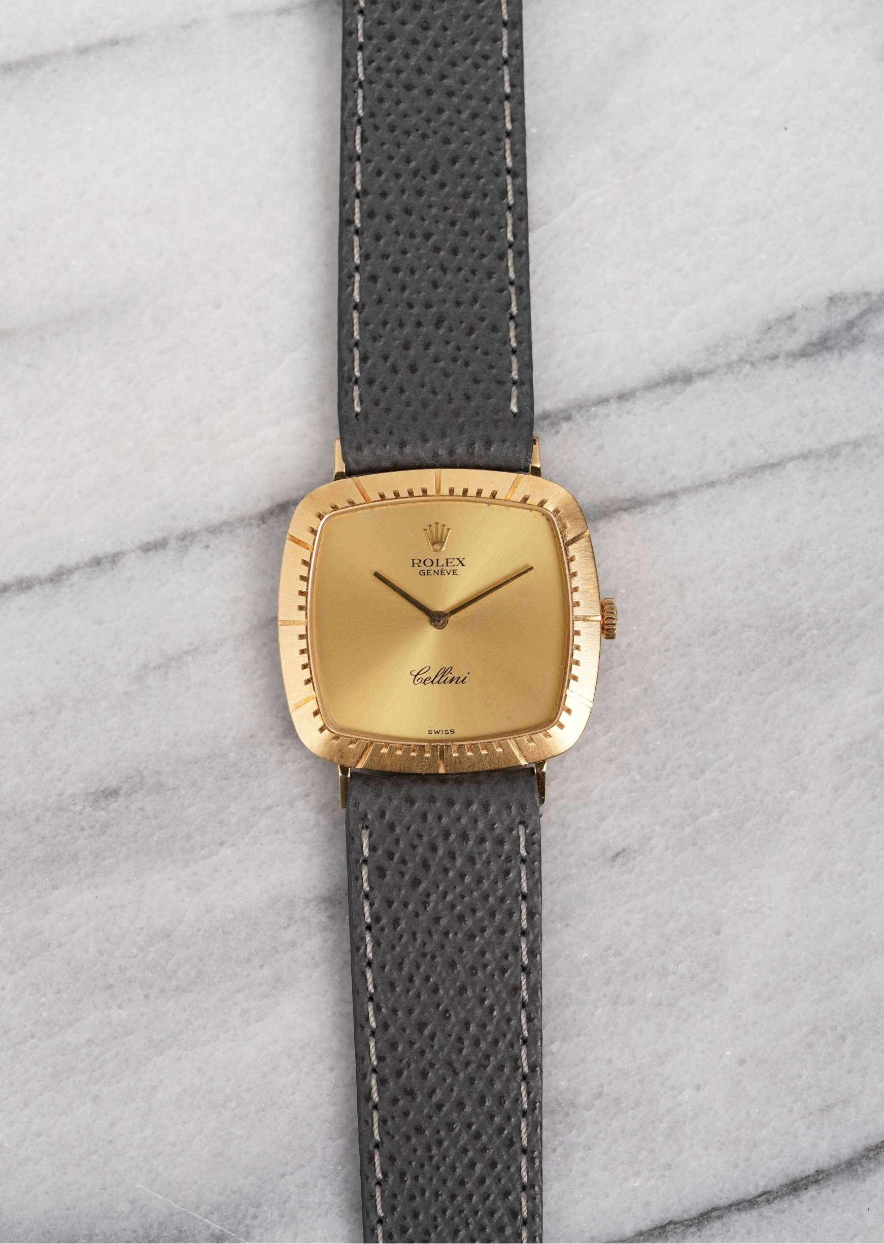 Rolex Cellini 4084 - 18K Yellow Gold