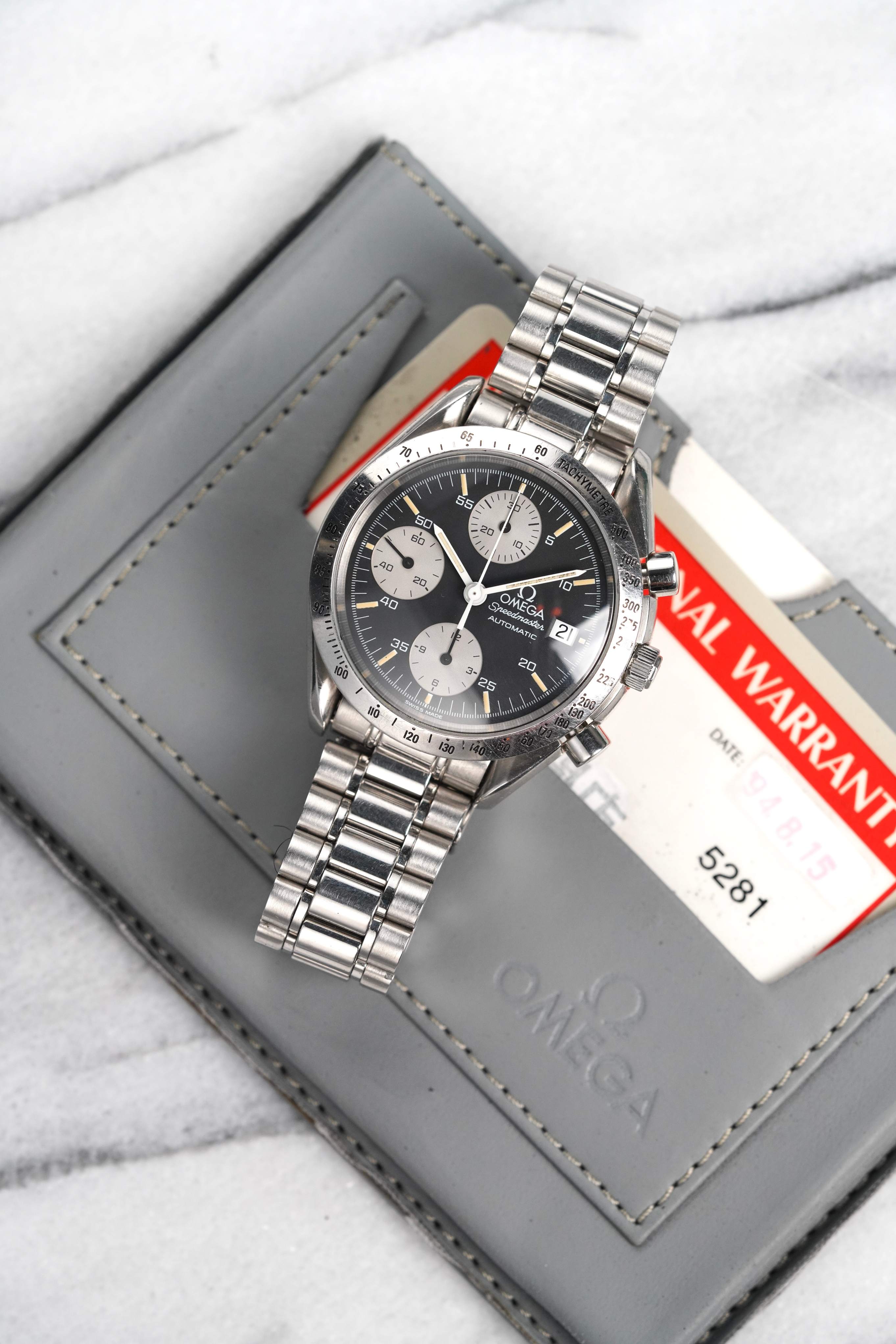 Omega Speedmaster Panda - Box & Papers