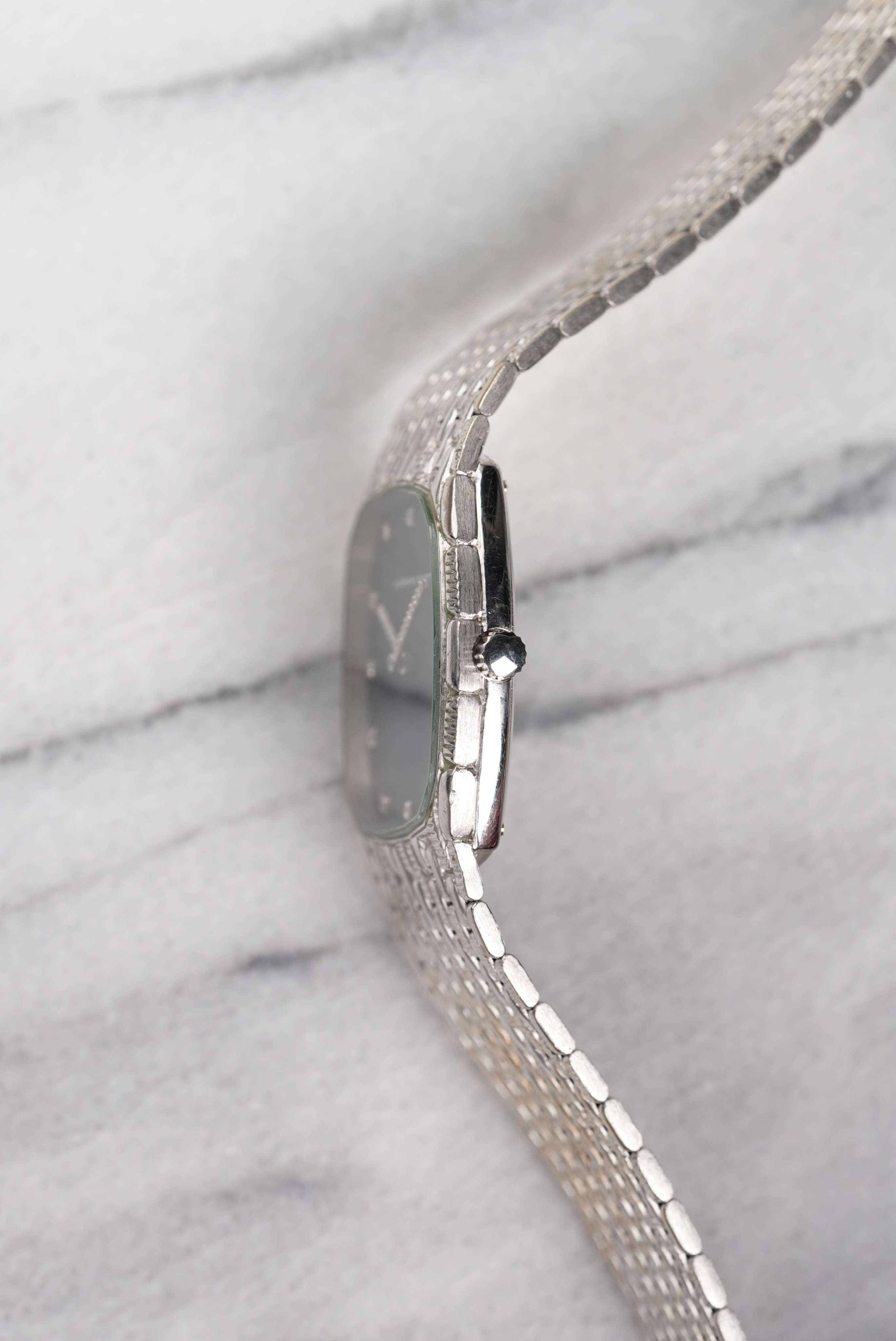 Audemars Piguet Cobra - 18K White Gold