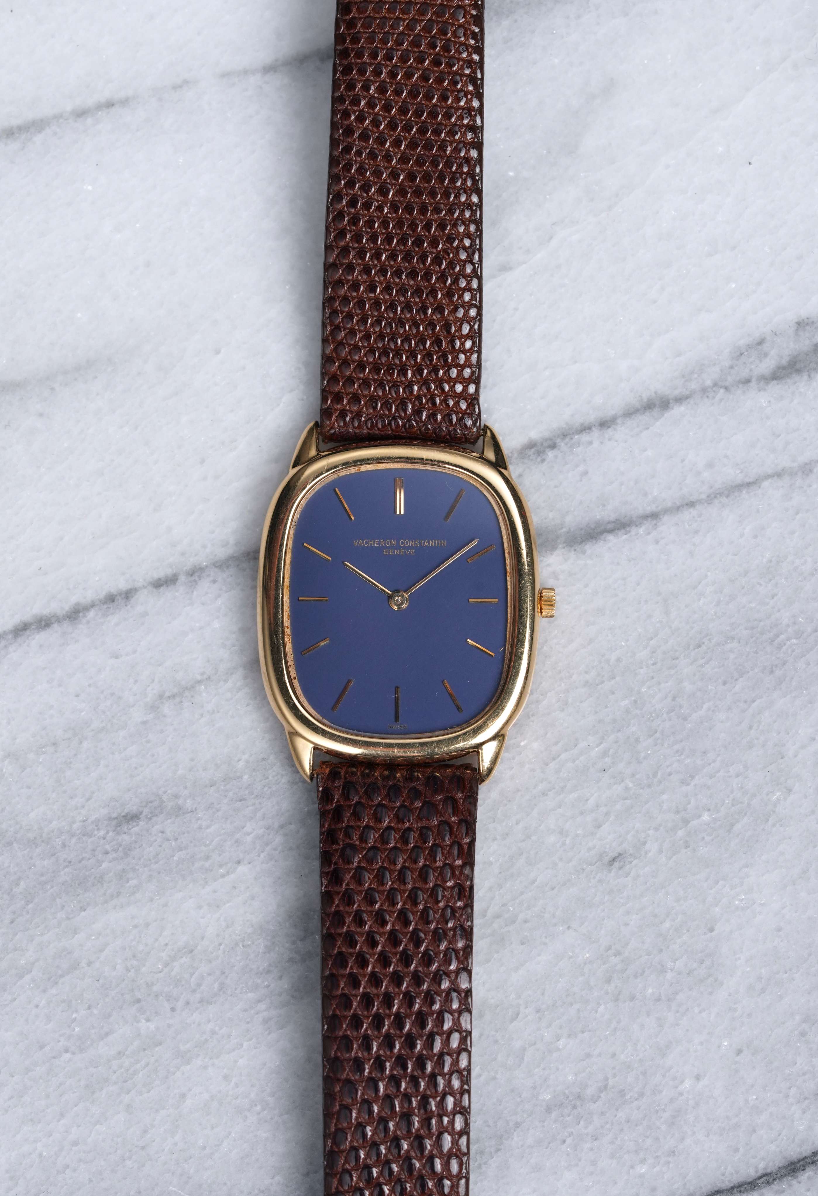 Vacheron Constantin Tank - 18K Yellow Gold.