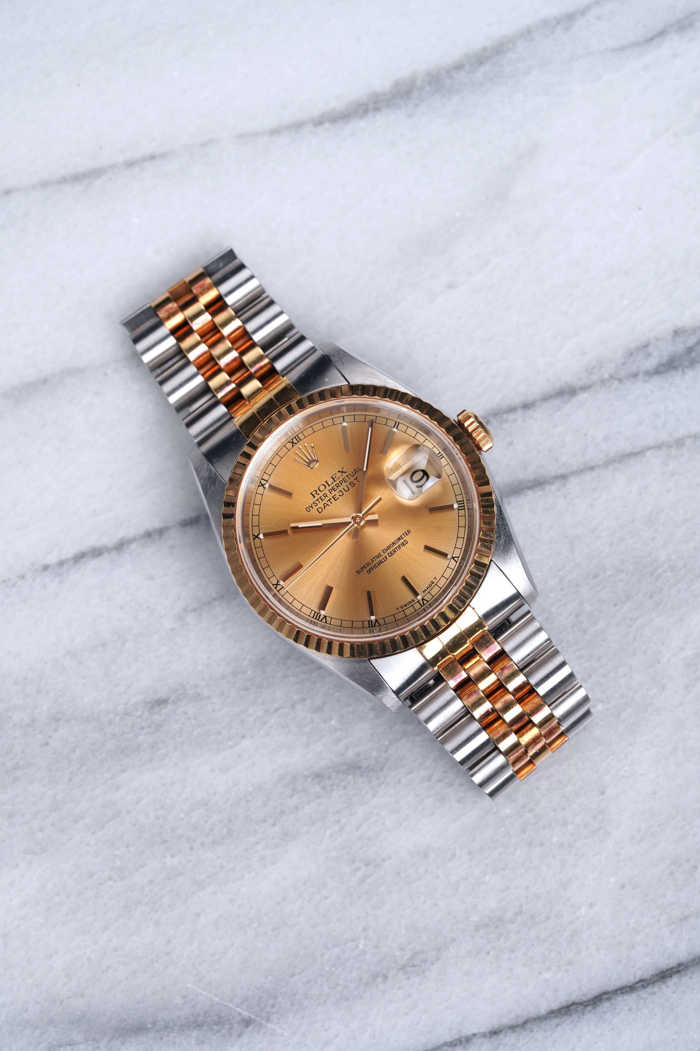 Rolex Datejust 16233 - Champagne Dial.
