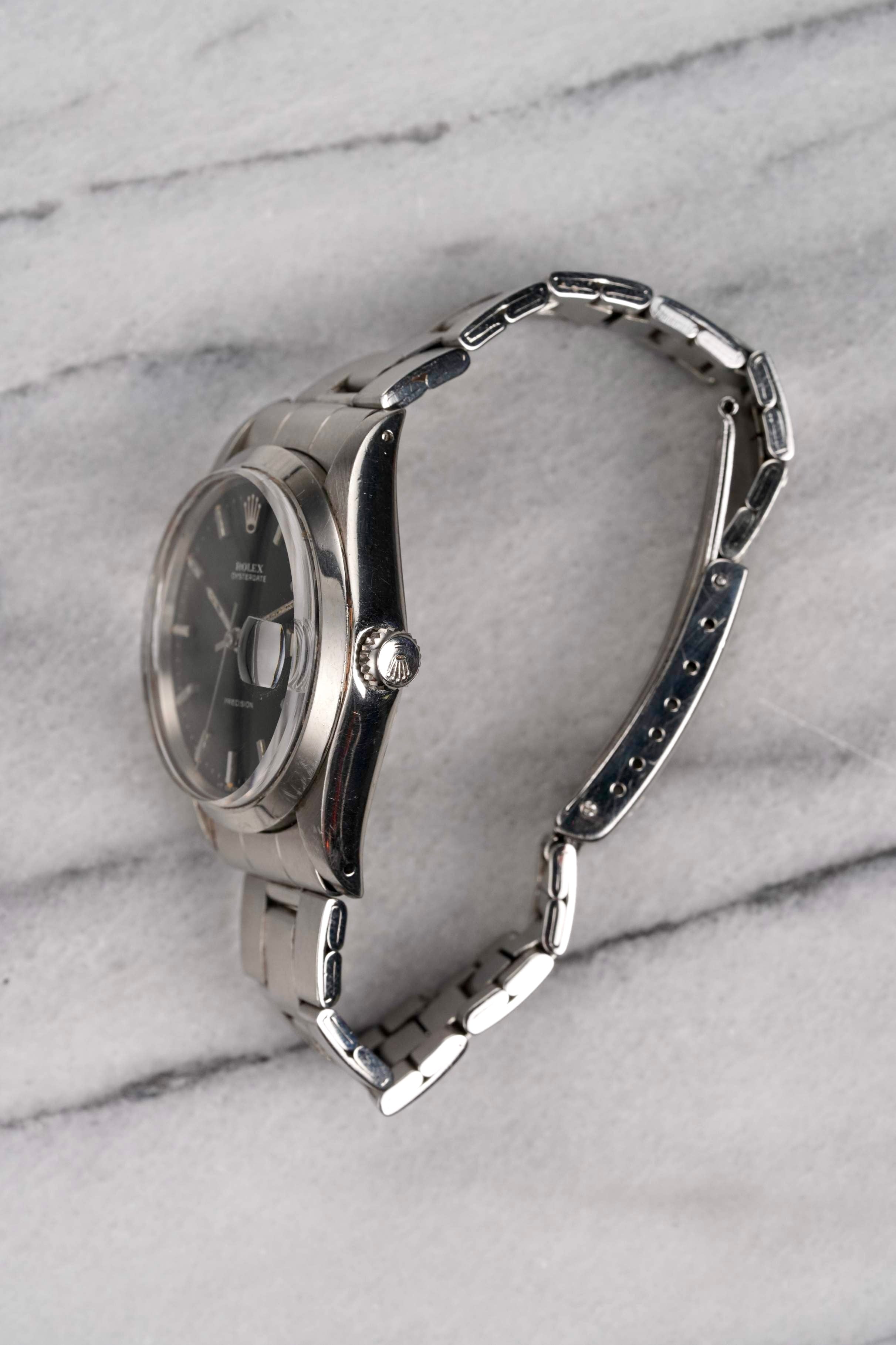 Rolex Oysterdate 6694 - Black Dial