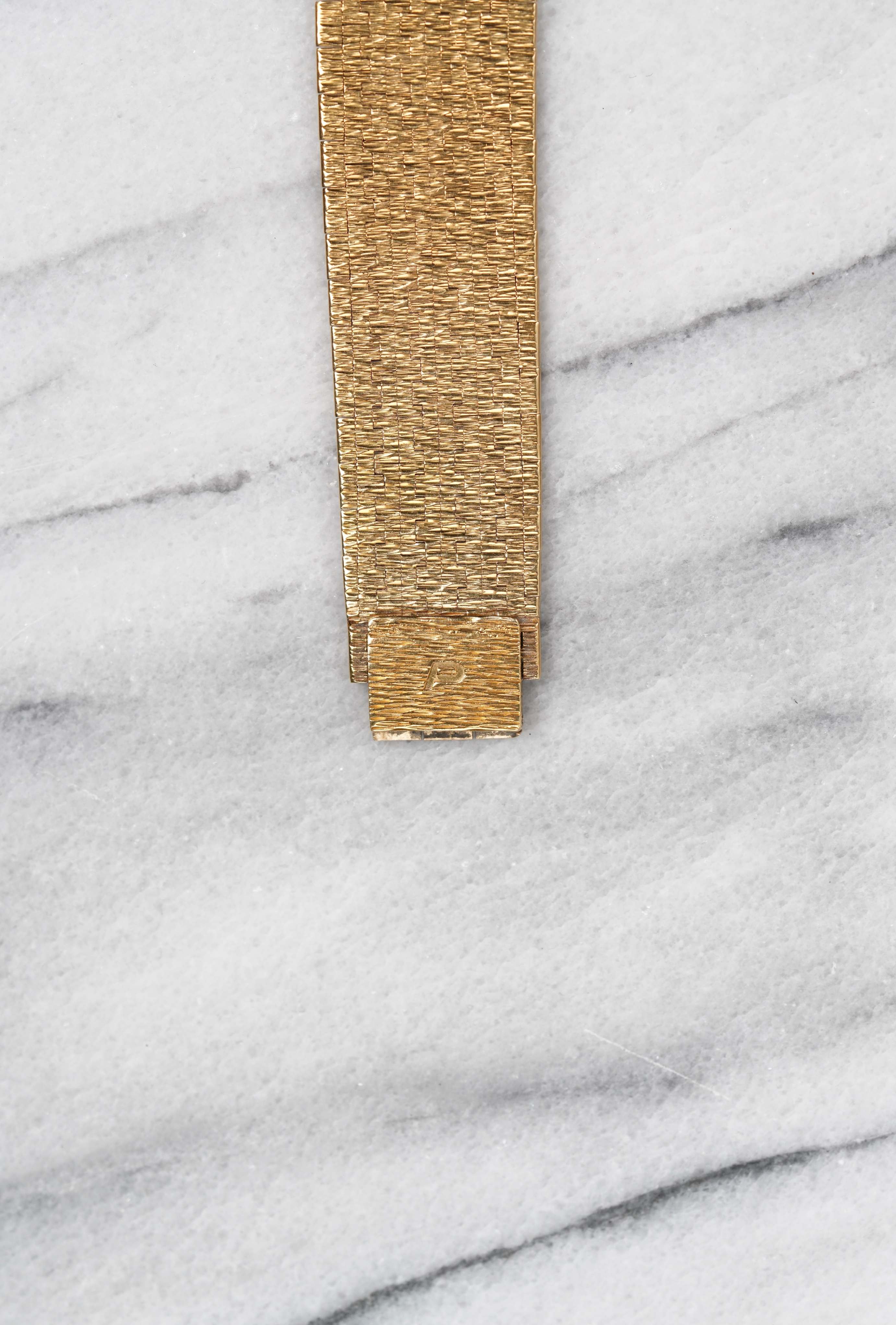 Piaget - Lapis Dial 18K Yellow Gold