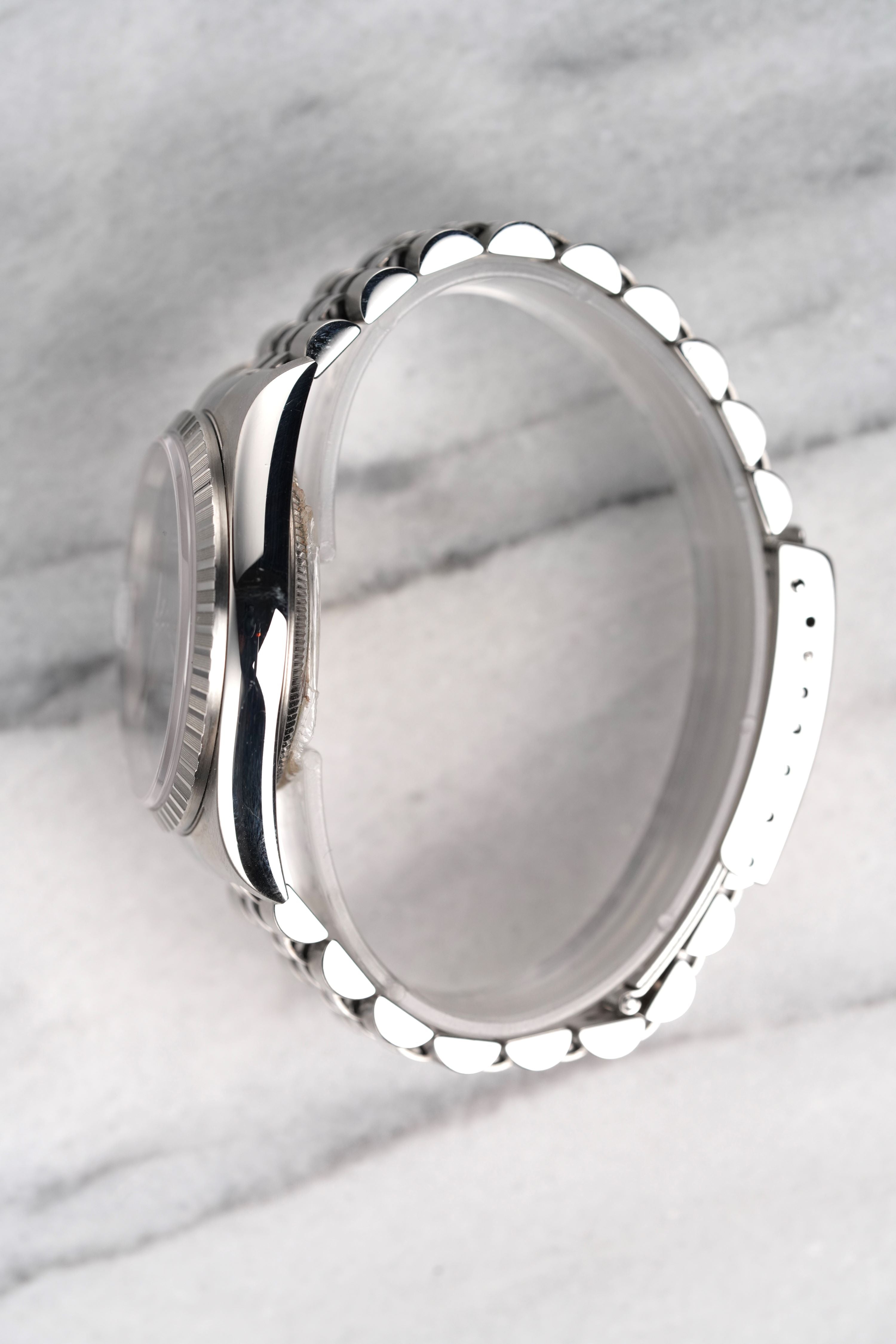 Rolex Datejust 16220 - Blue Roman Dial 2002-4