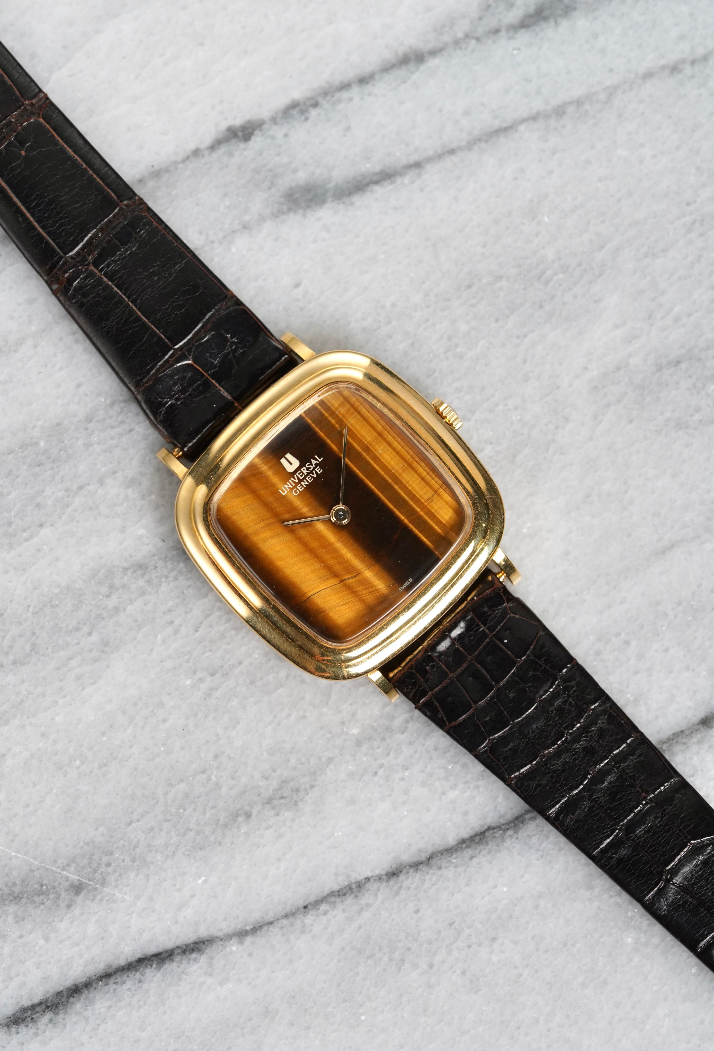 Universal Genève Tiger Eye – 18K Yellow Gold