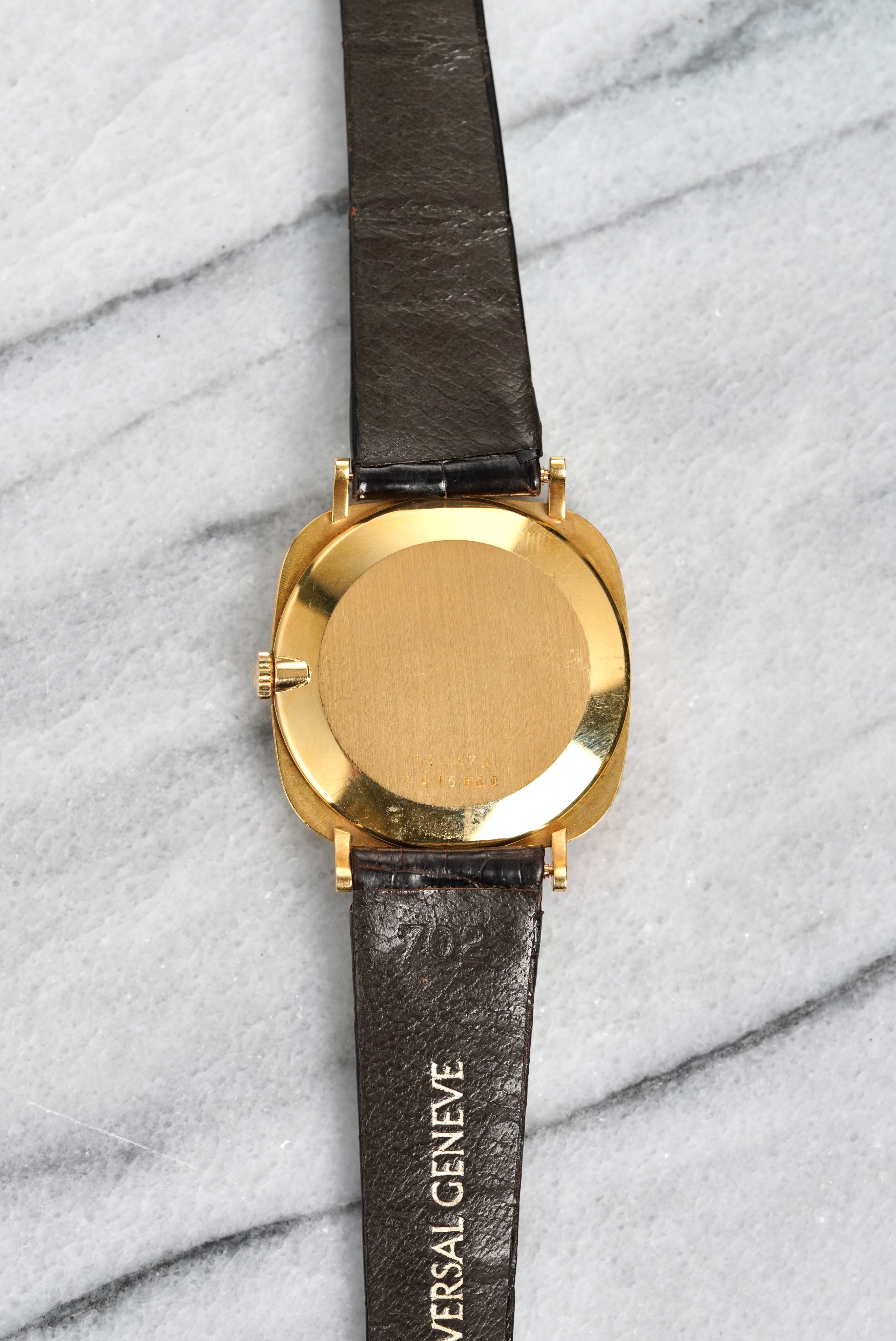 Universal Genève Tiger Eye – 18K Yellow Gold