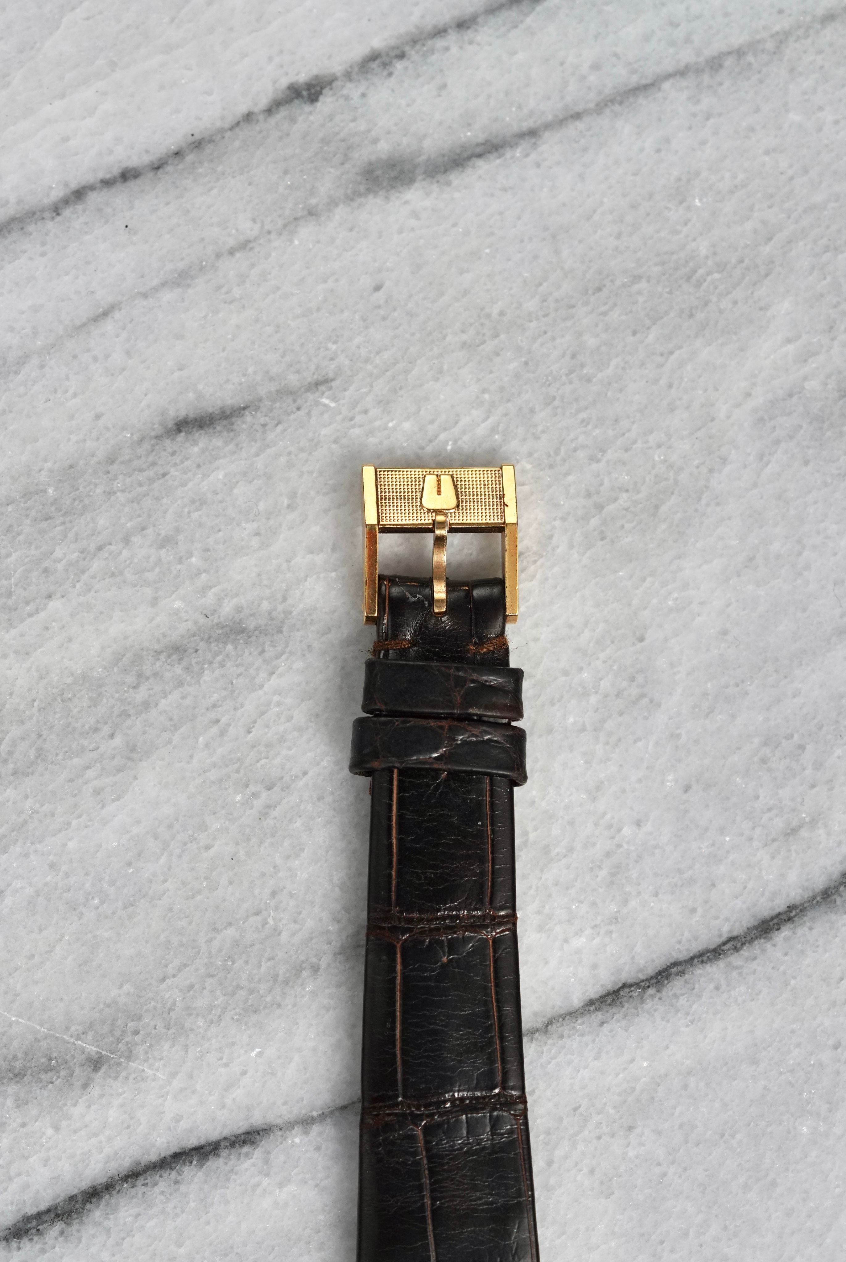 Universal Genève Tiger Eye – 18K Yellow Gold