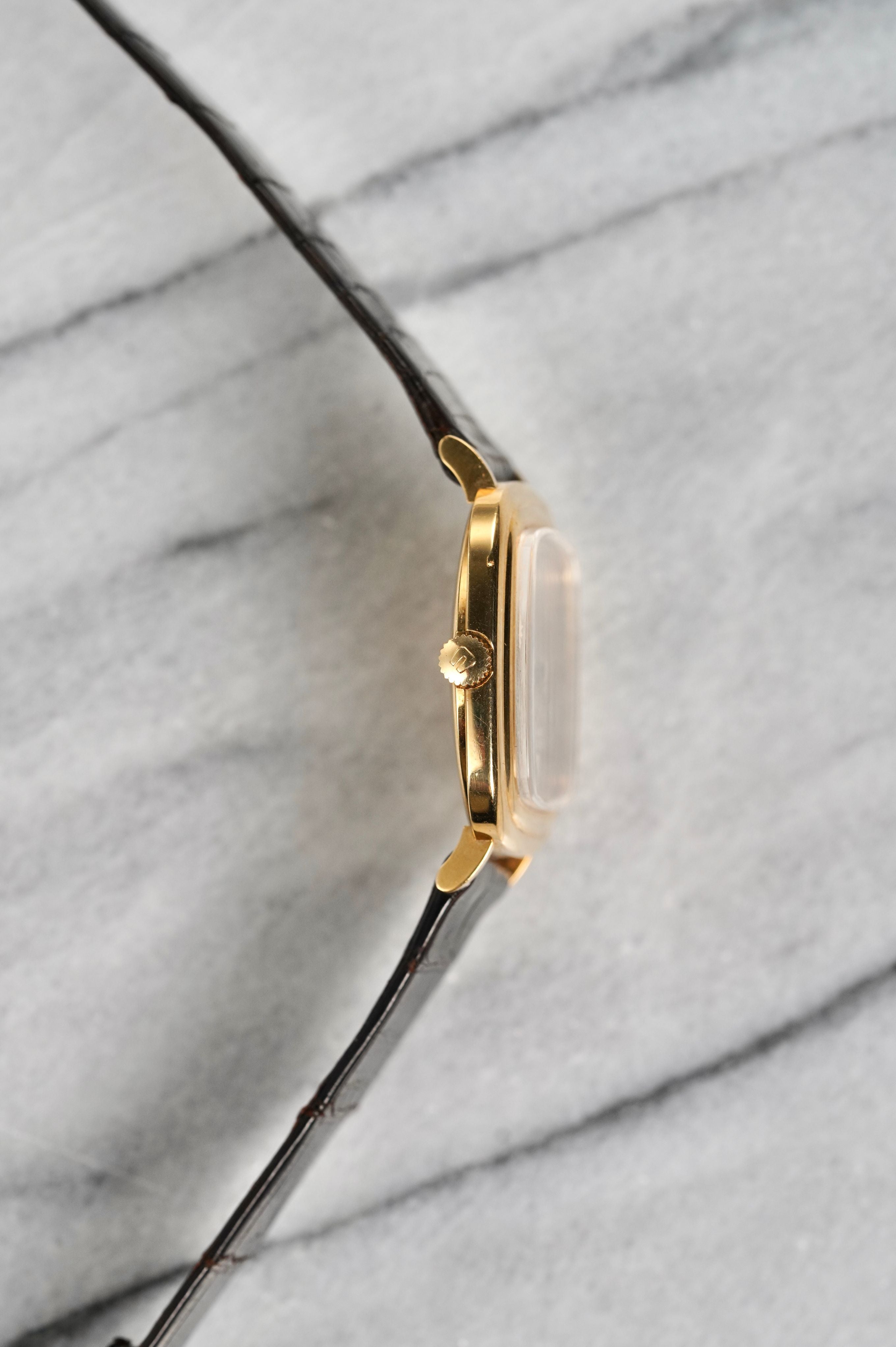 Universal Genève Tiger Eye – 18K Yellow Gold