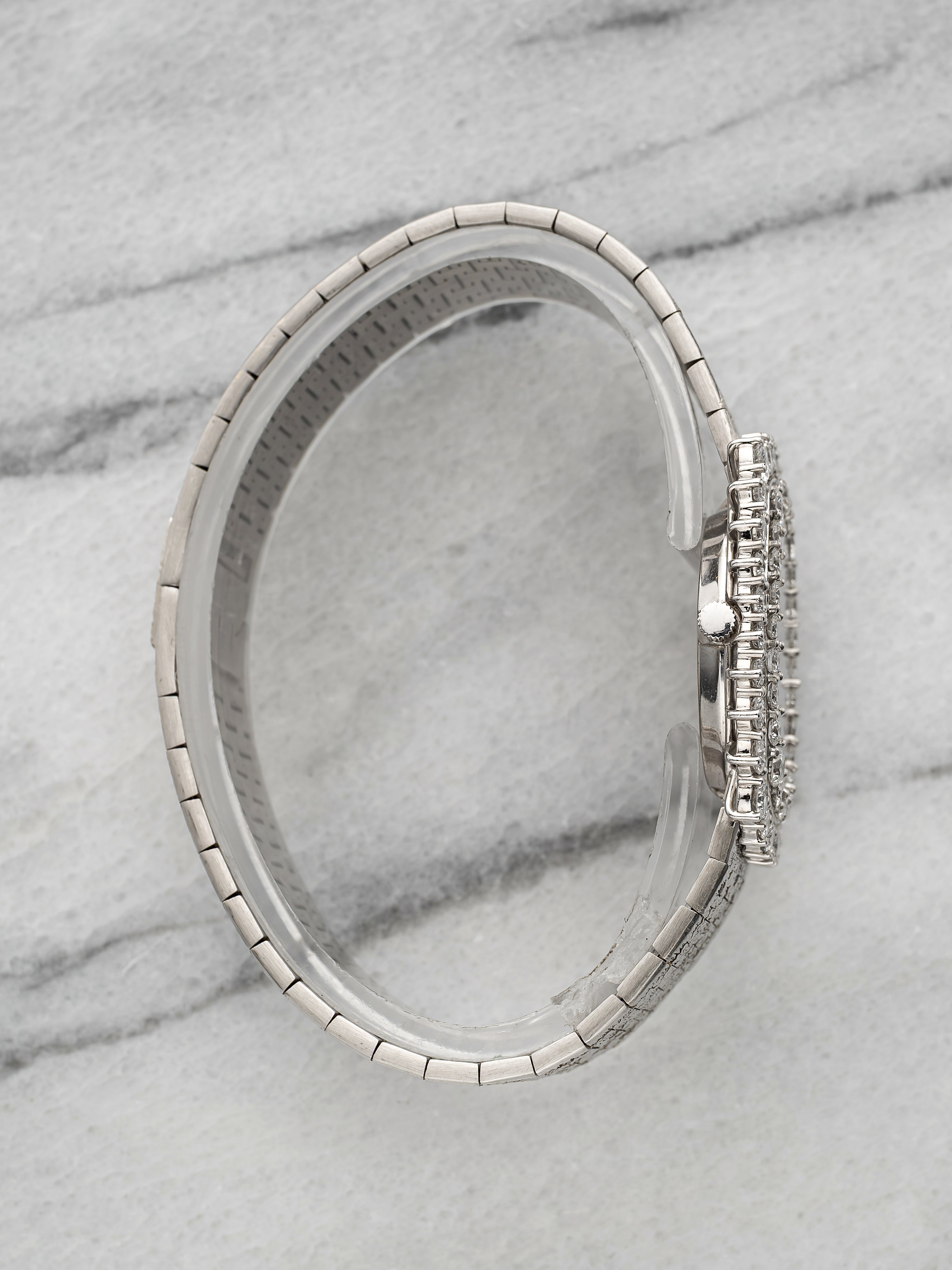 Piaget 14720BC – White Gold Integrated Lapis Lazuli Dial