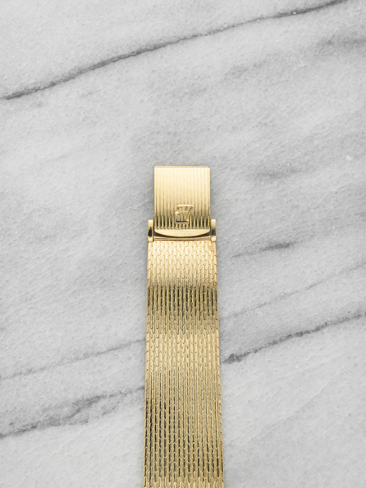 Vintage 1970s Audemars Piguet Ellipse 18K Yellow Gold Champagne Dial Manual 26mm