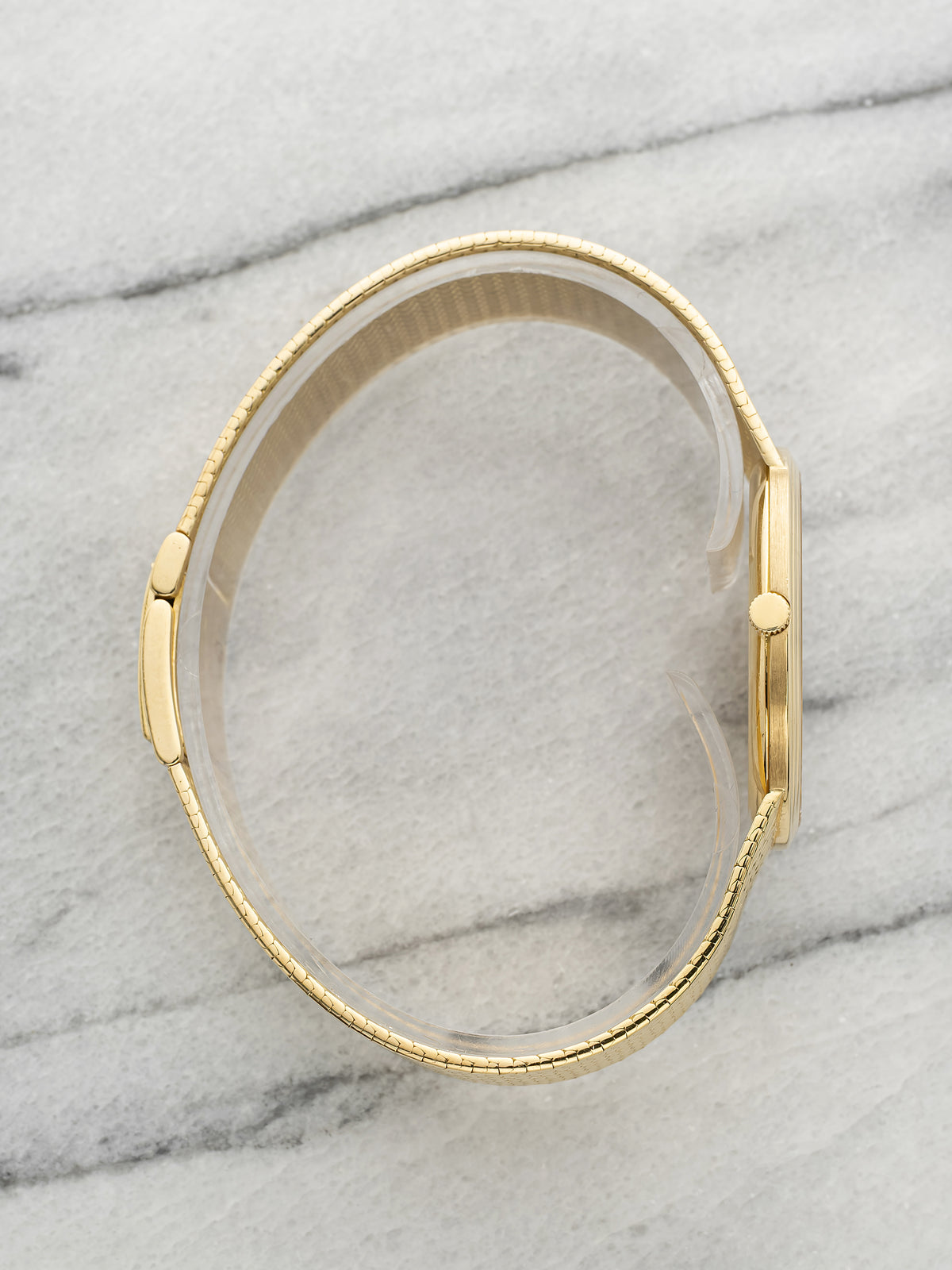Vintage 1970s Audemars Piguet Ellipse 18K Yellow Gold Champagne Dial Manual 26mm