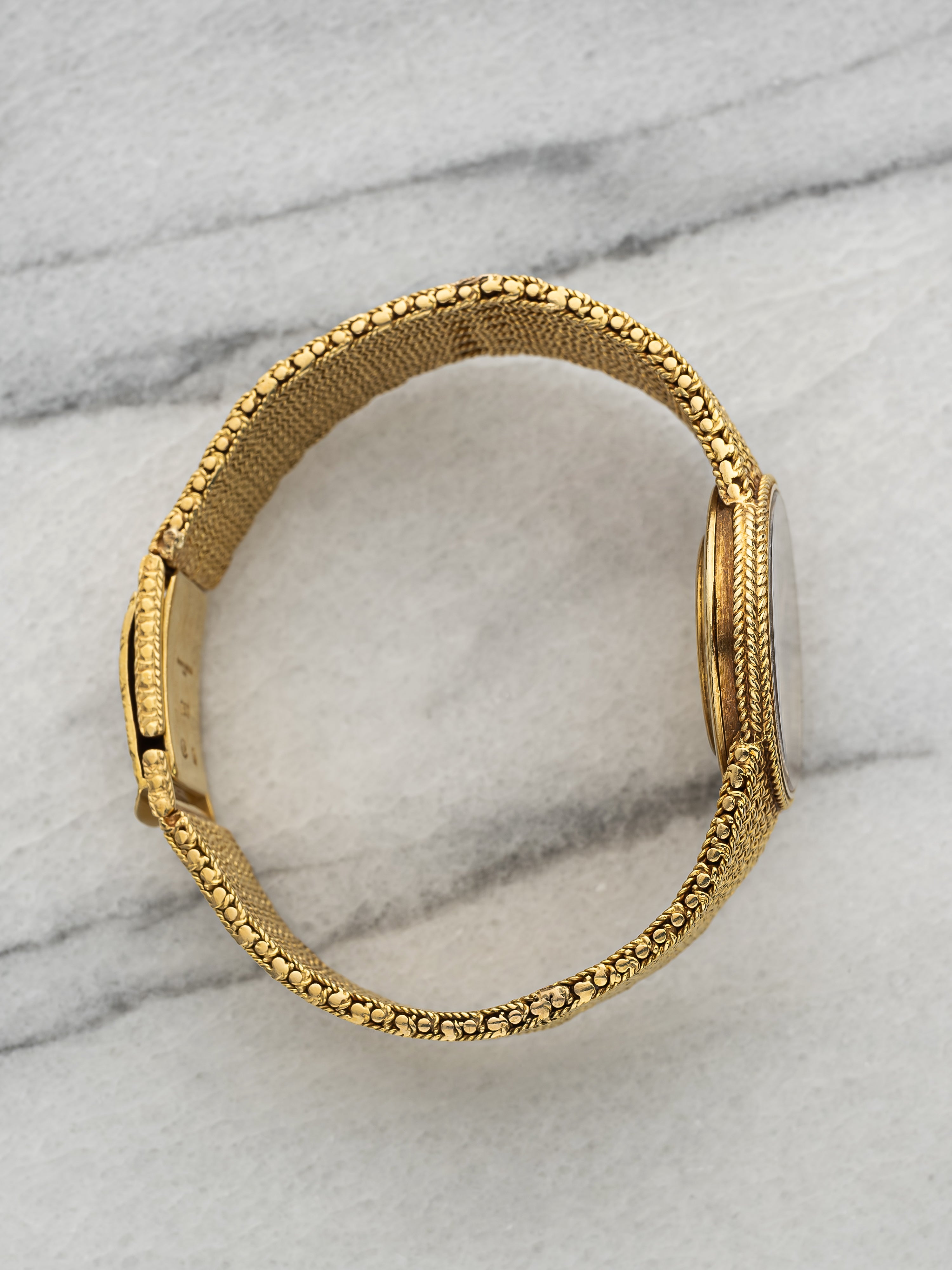Audemars Piguet Ladies Integrated – Yellow Gold Lapis Lazuli Dial