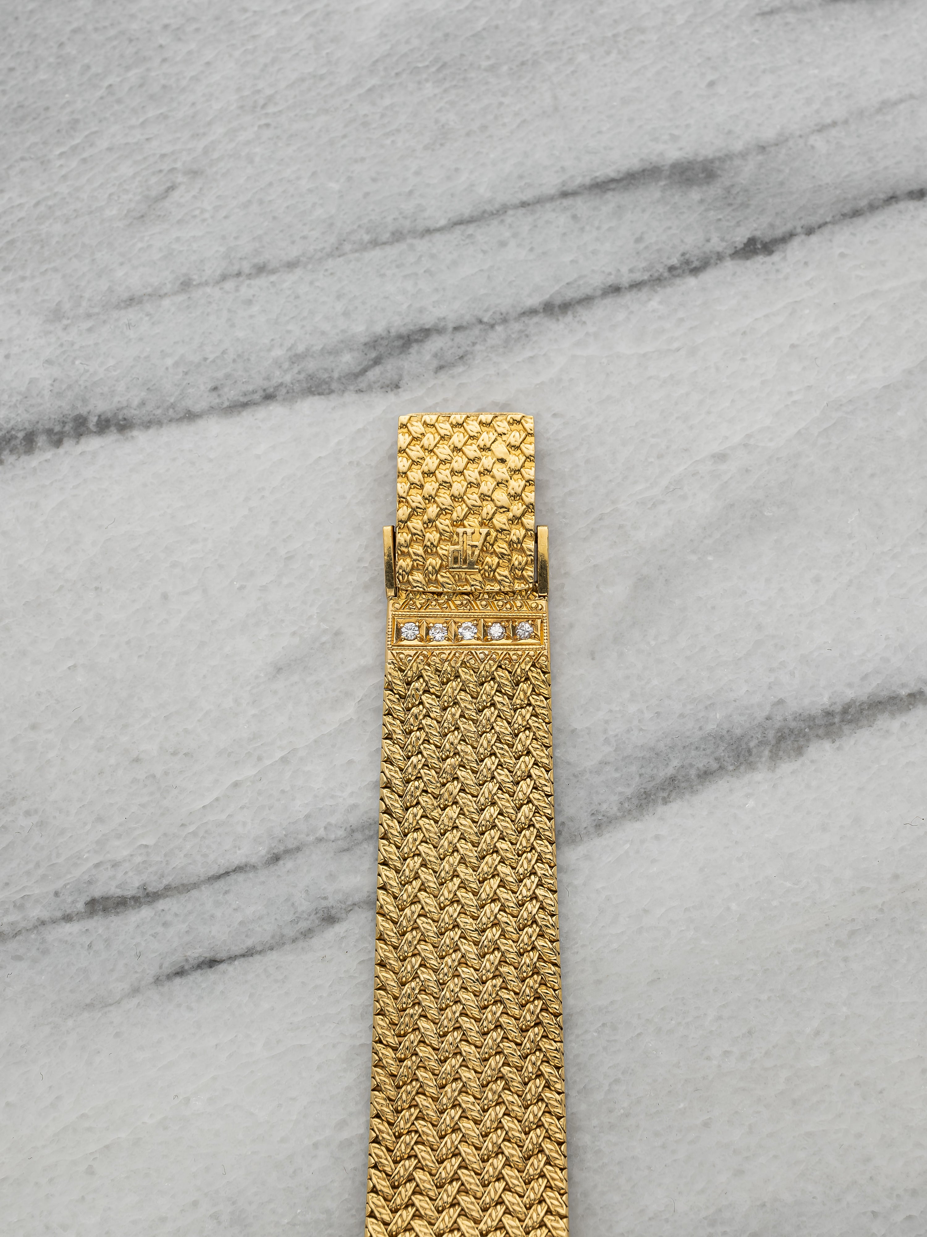 Audemars Piguet Rectangular – Yellow Gold Onyx & Diamond Dial