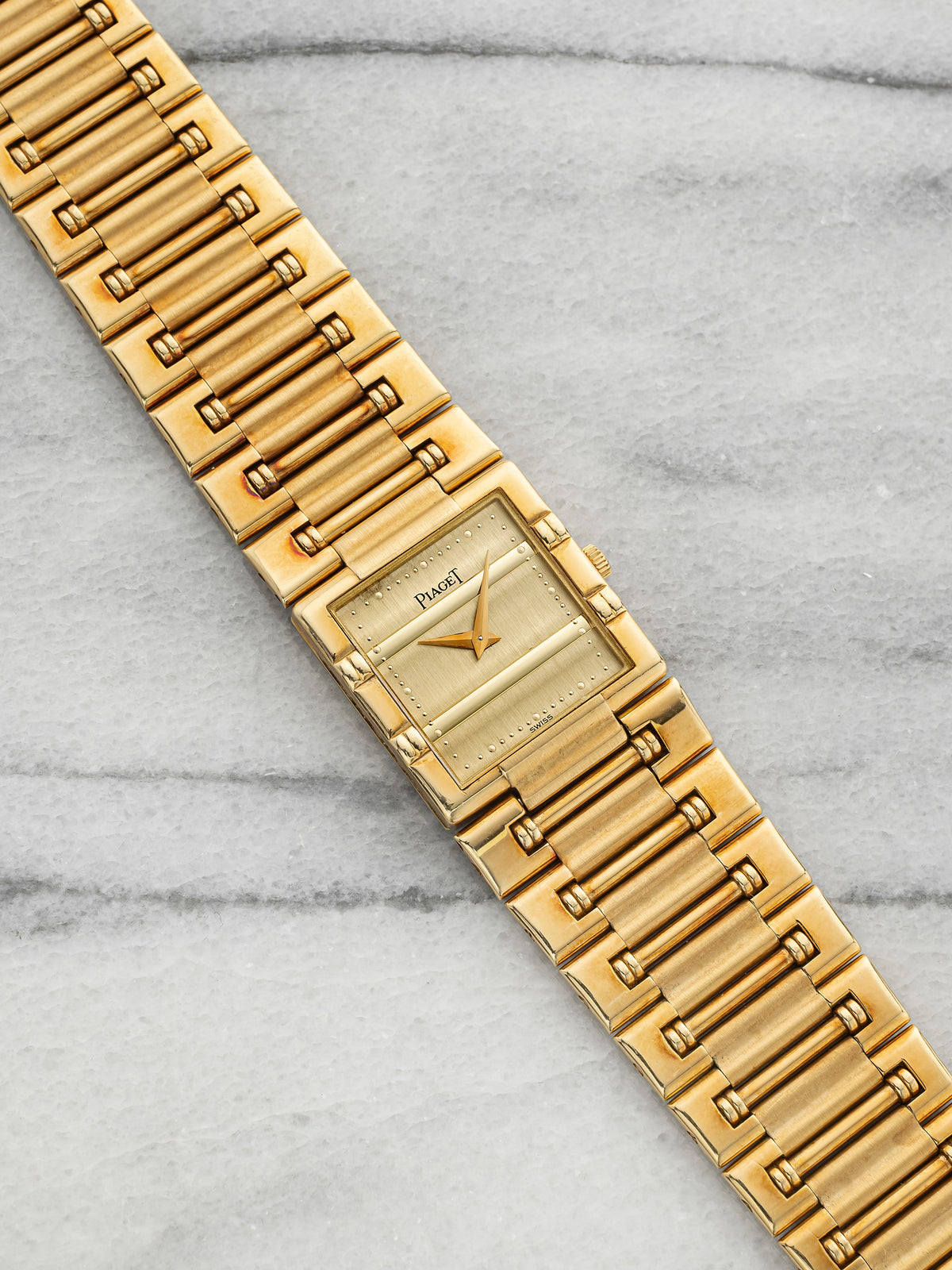 Vintage 1970s Piaget Dancer 80567K81 18K YG Champagne Dial Quartz 23mm