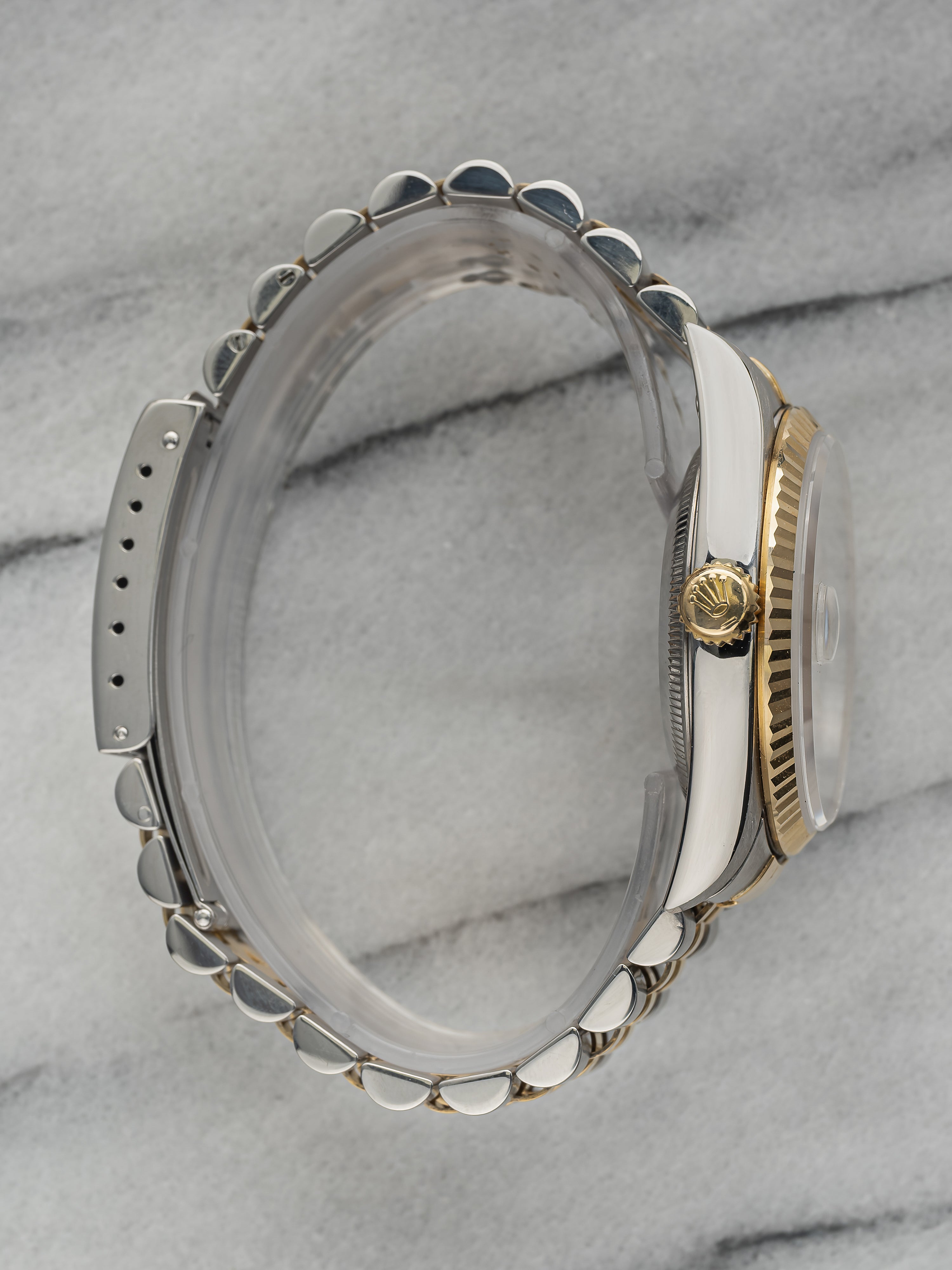 Rolex Datejust 16233 - Pyramid Roman Dial.