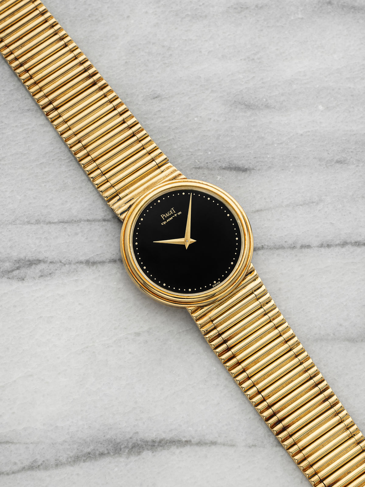 Vintage 1980s Piaget 763261 18K Yellow Gold Black Lacquer Dial Quartz 32mm