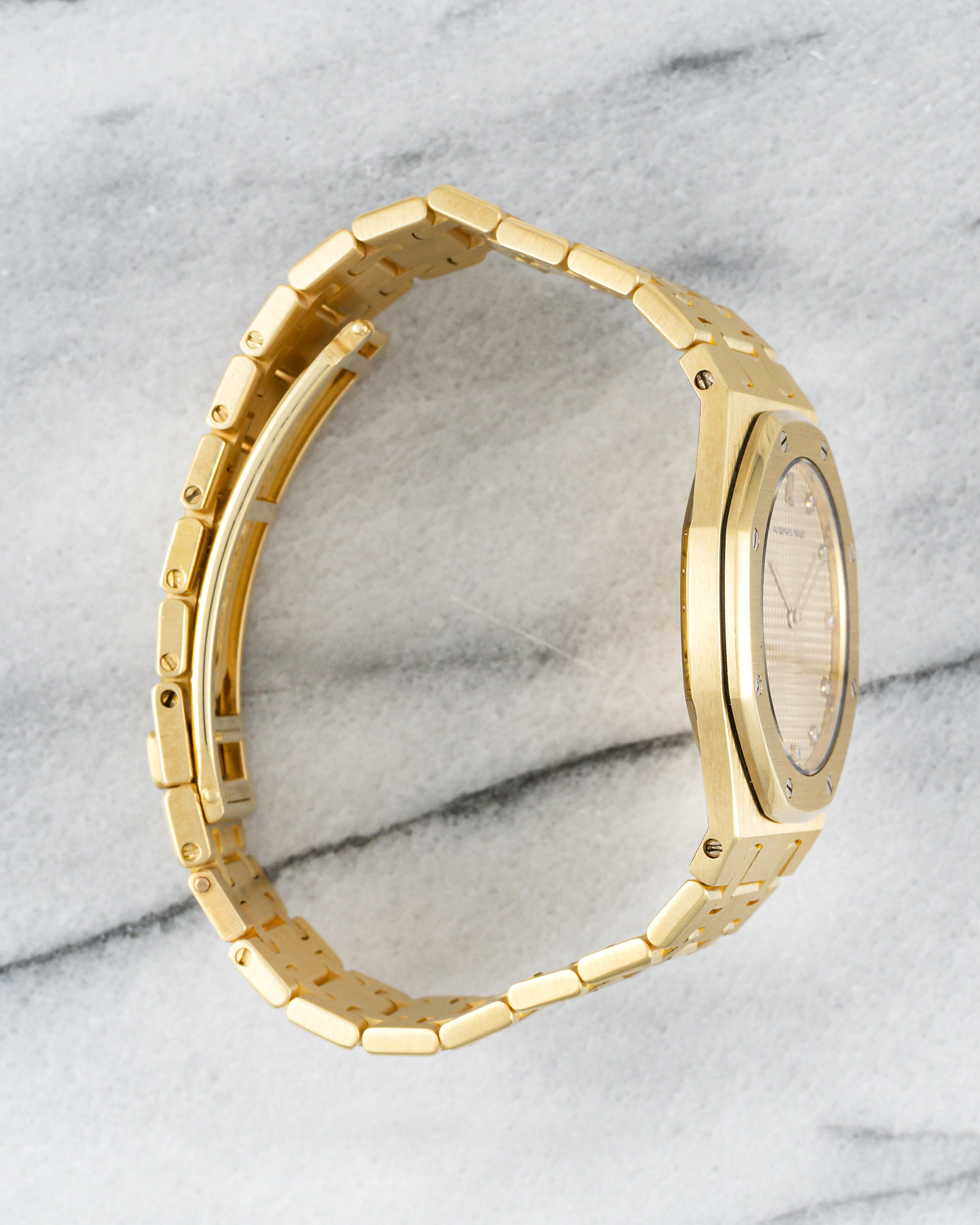 Audemars Piguet Royal Oak - 18K Yellow Gold