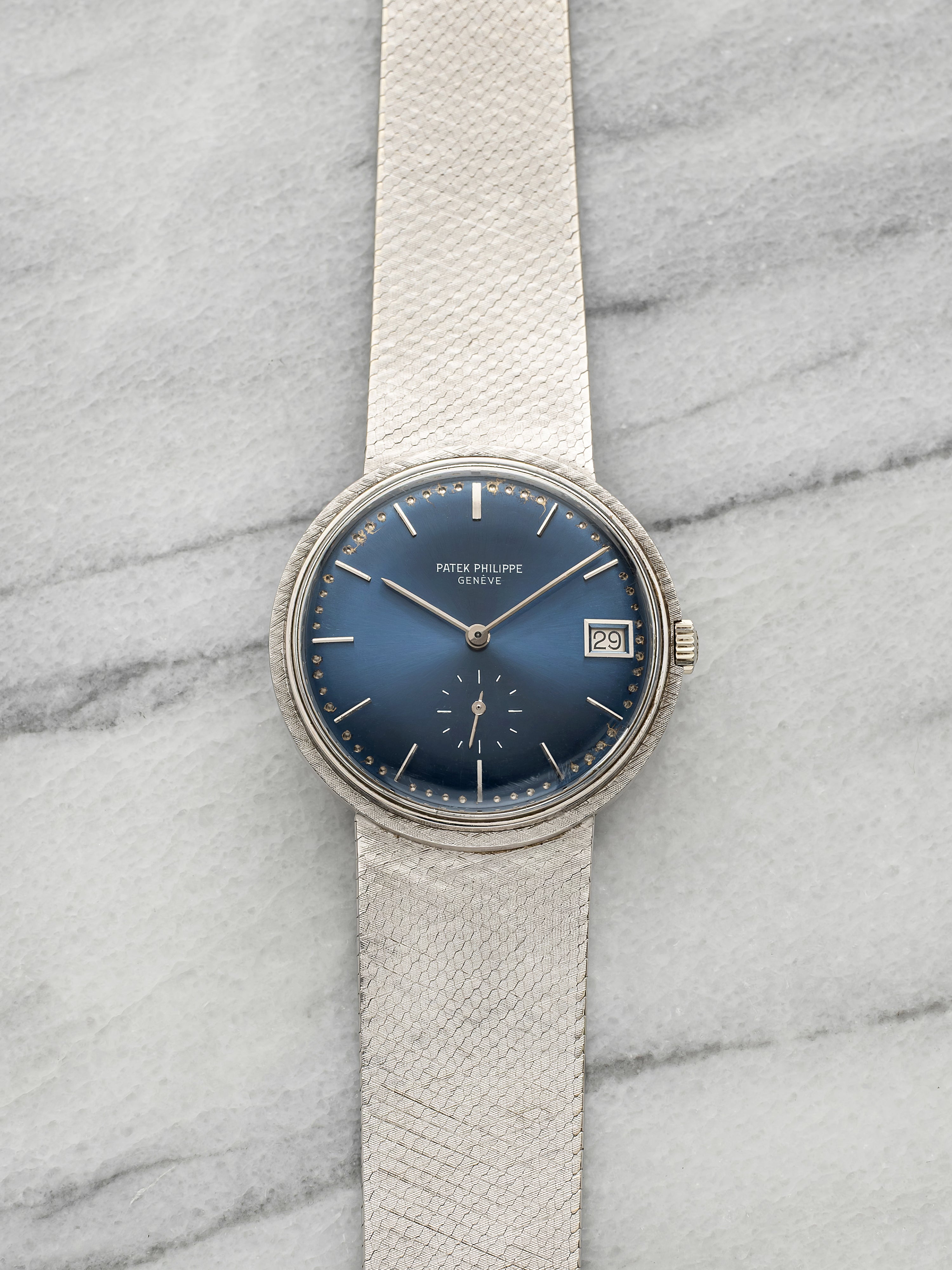 Vintage 1970s Patek Philippe Calatrava 3445 18K WG Blue Sunburst Dial Auto 35mm