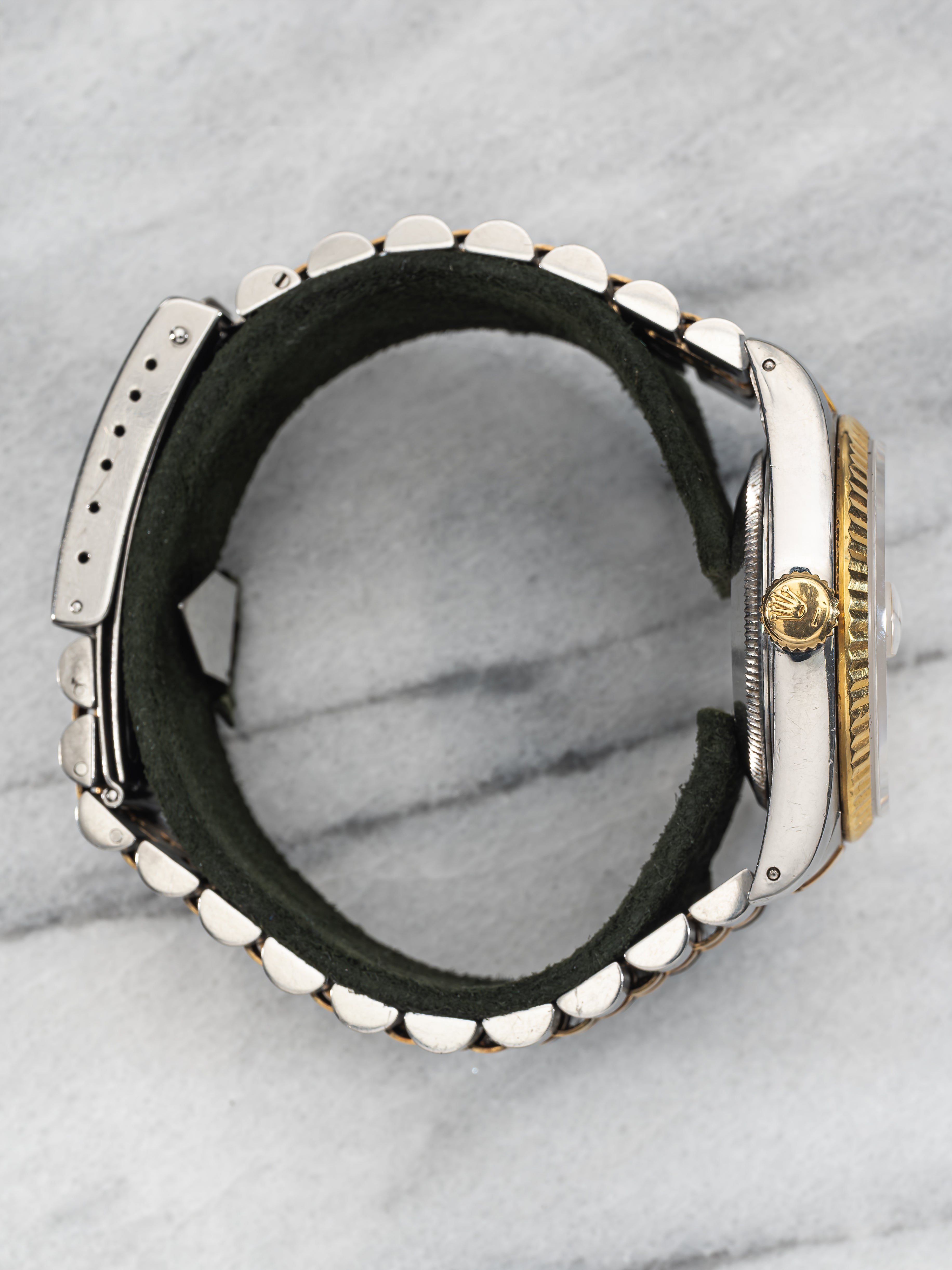 Rolex Datejust 16233 – Champagne Diamond Dial