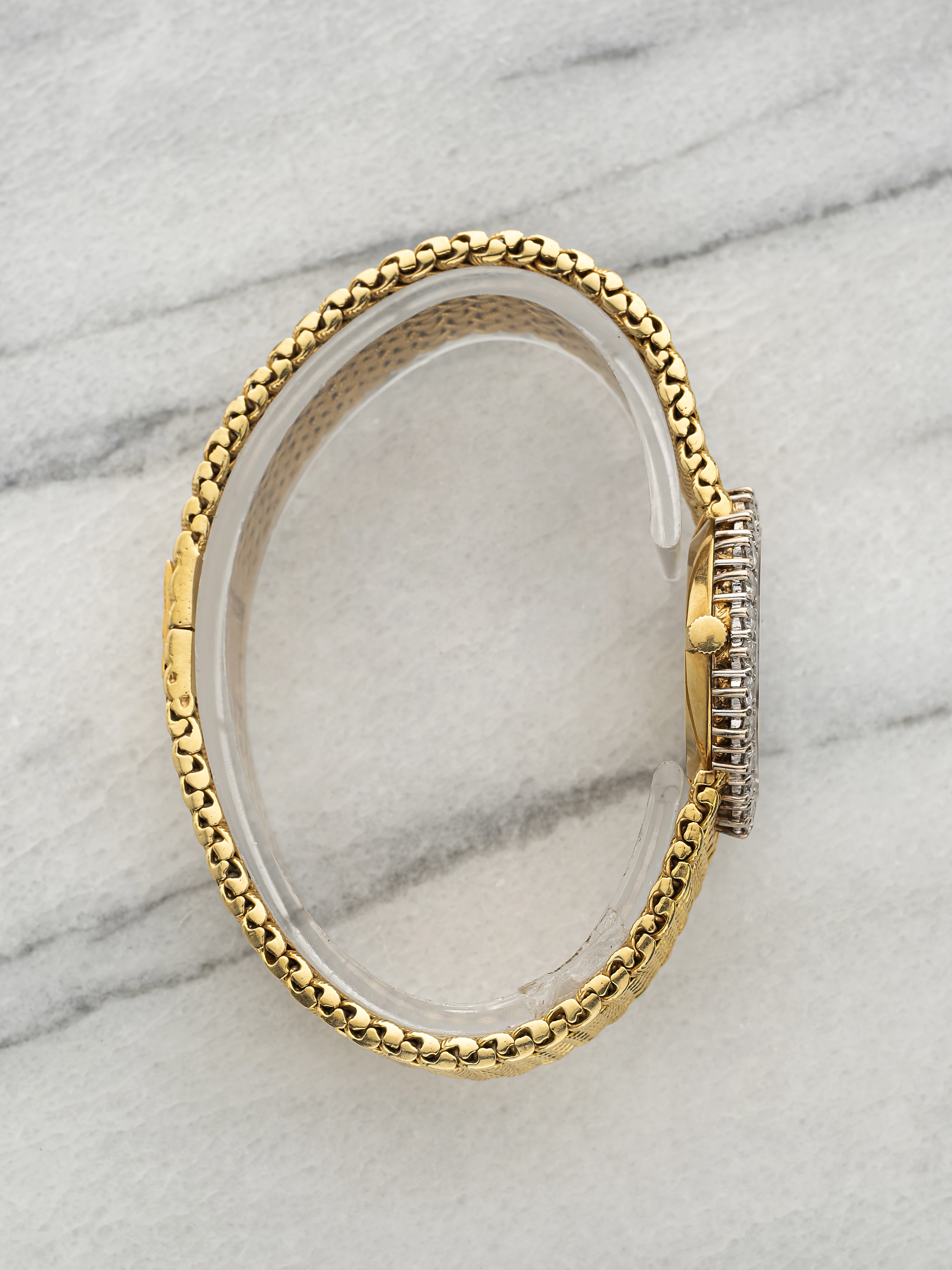 Vintage 1970s Piaget 9821 D3 18K YG Opal Dial Diamond Bezel Manual 27mm