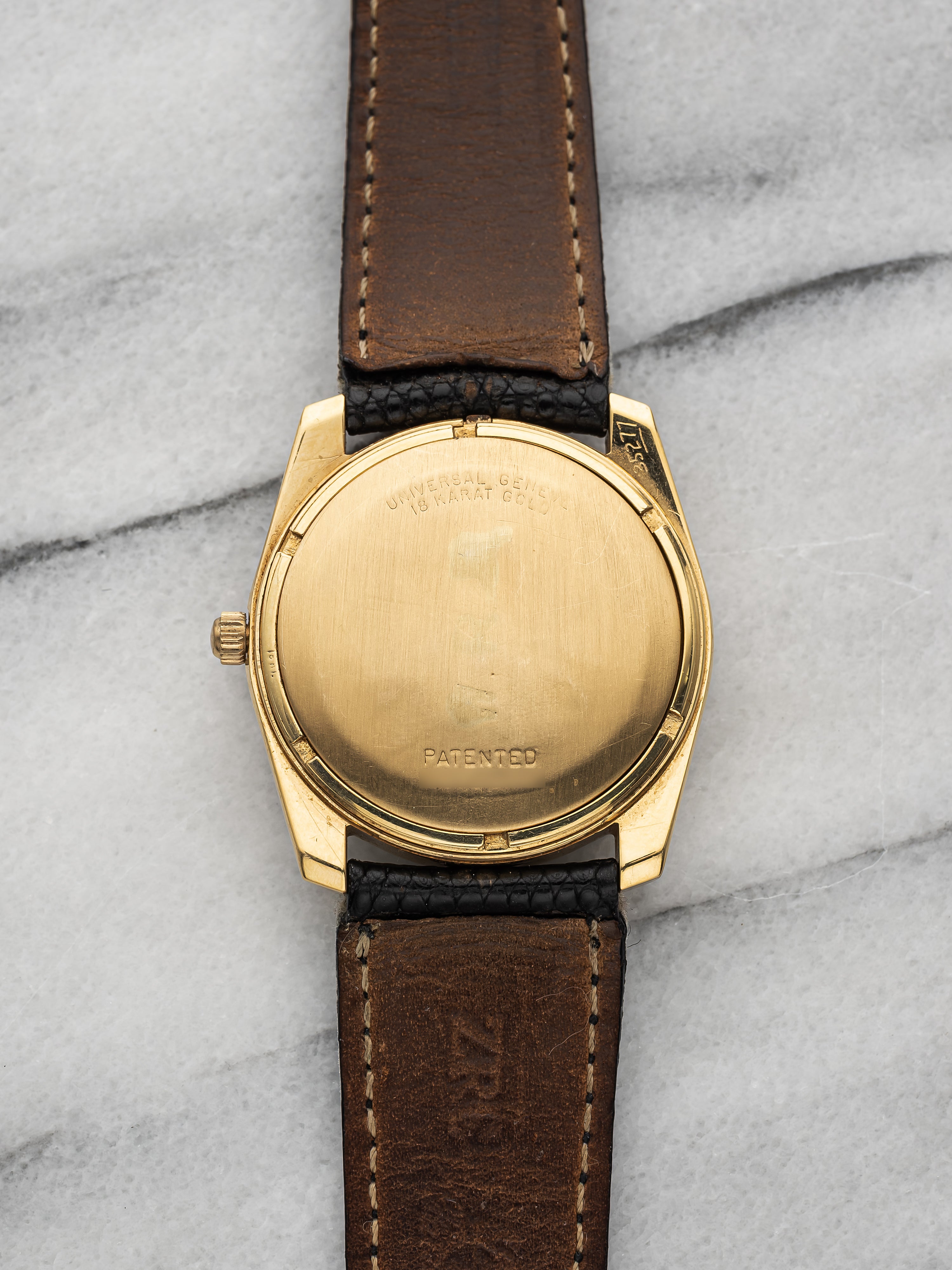 Universal Geneve Unisonic - 18K Yellow Gold