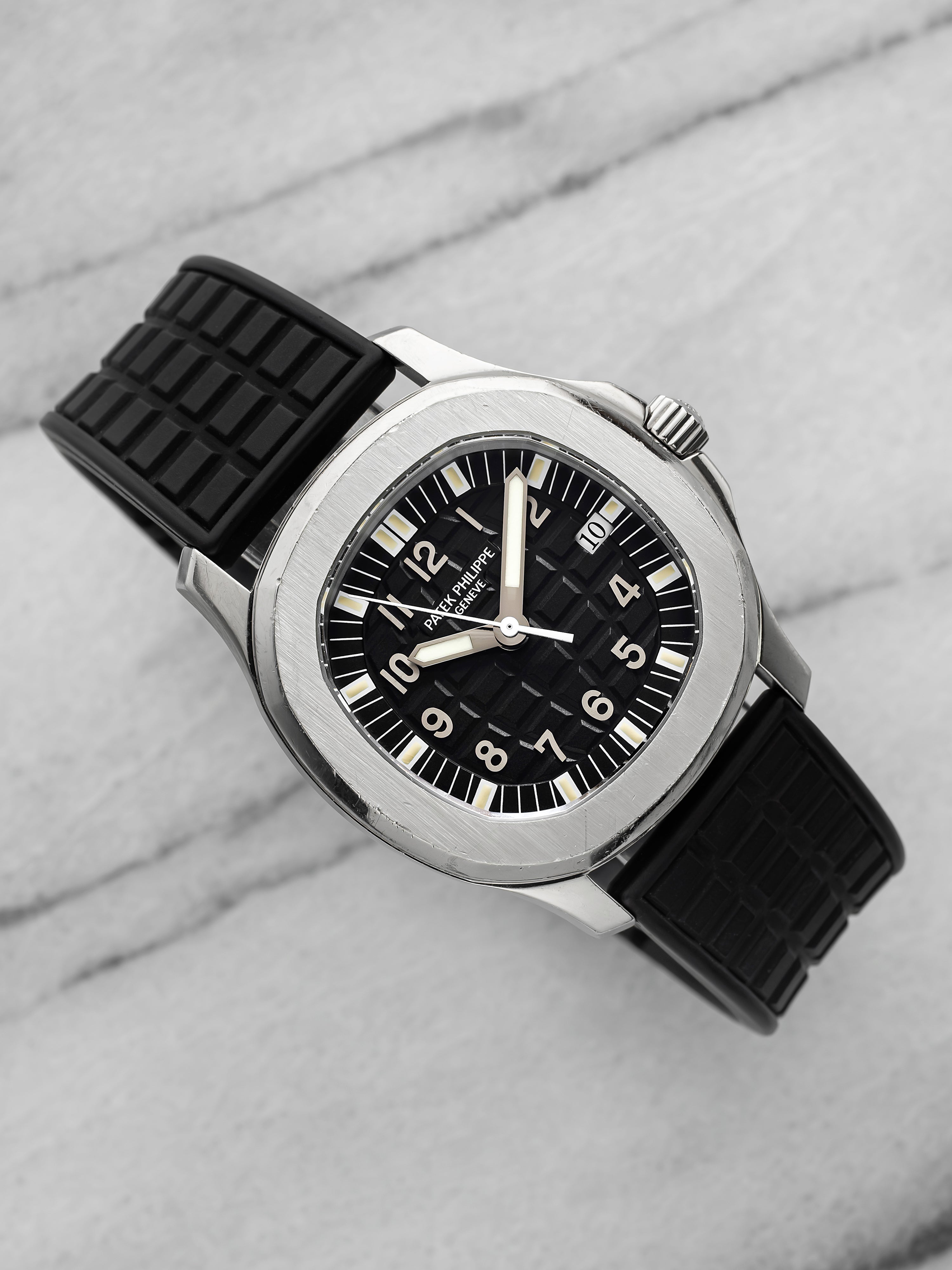 2000s Patek Philippe Aquanaut 5064A Stainless Steel Black Dial Quartz 36mm