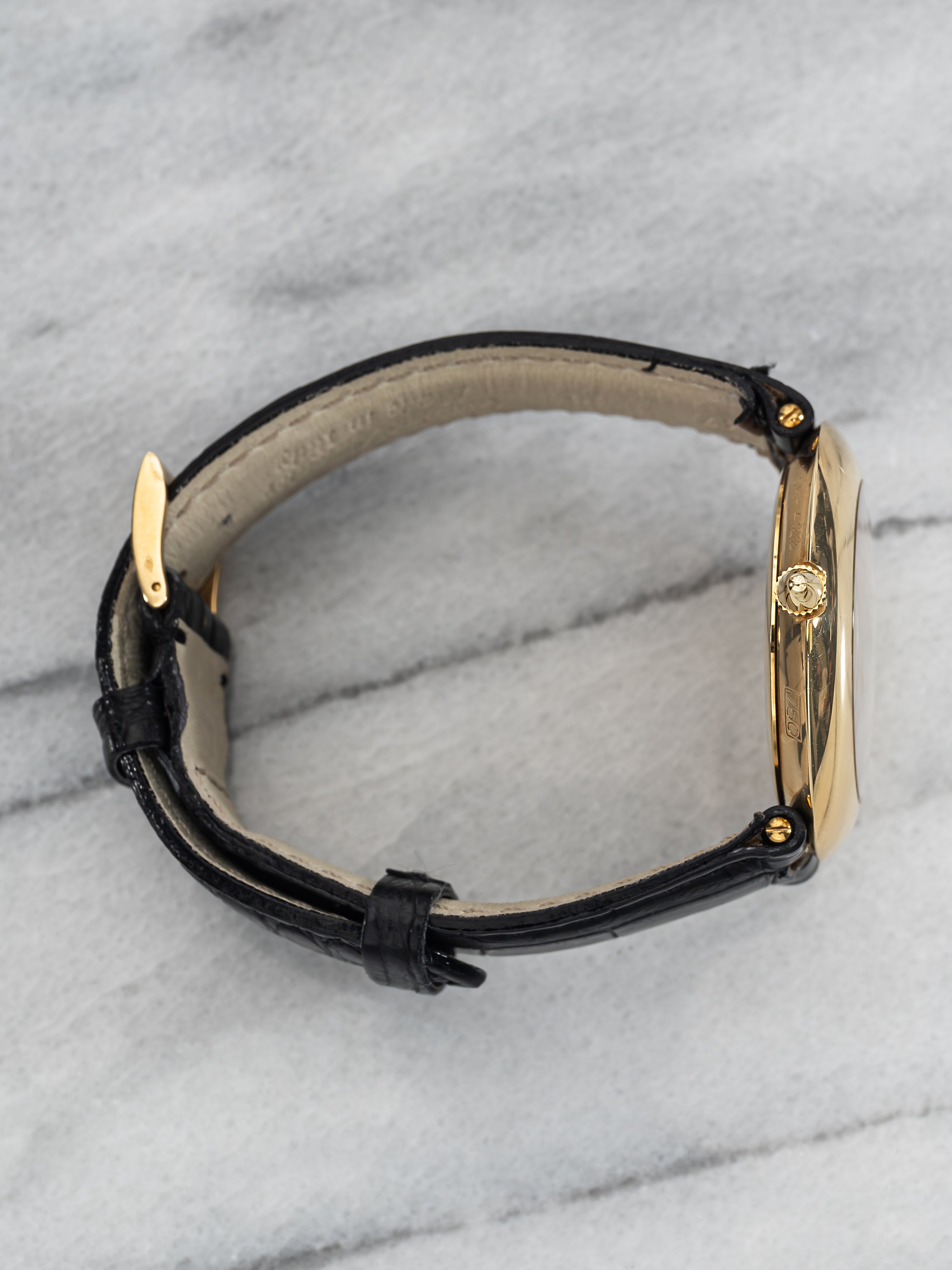 Chaumet Pebble – White Roman Dial