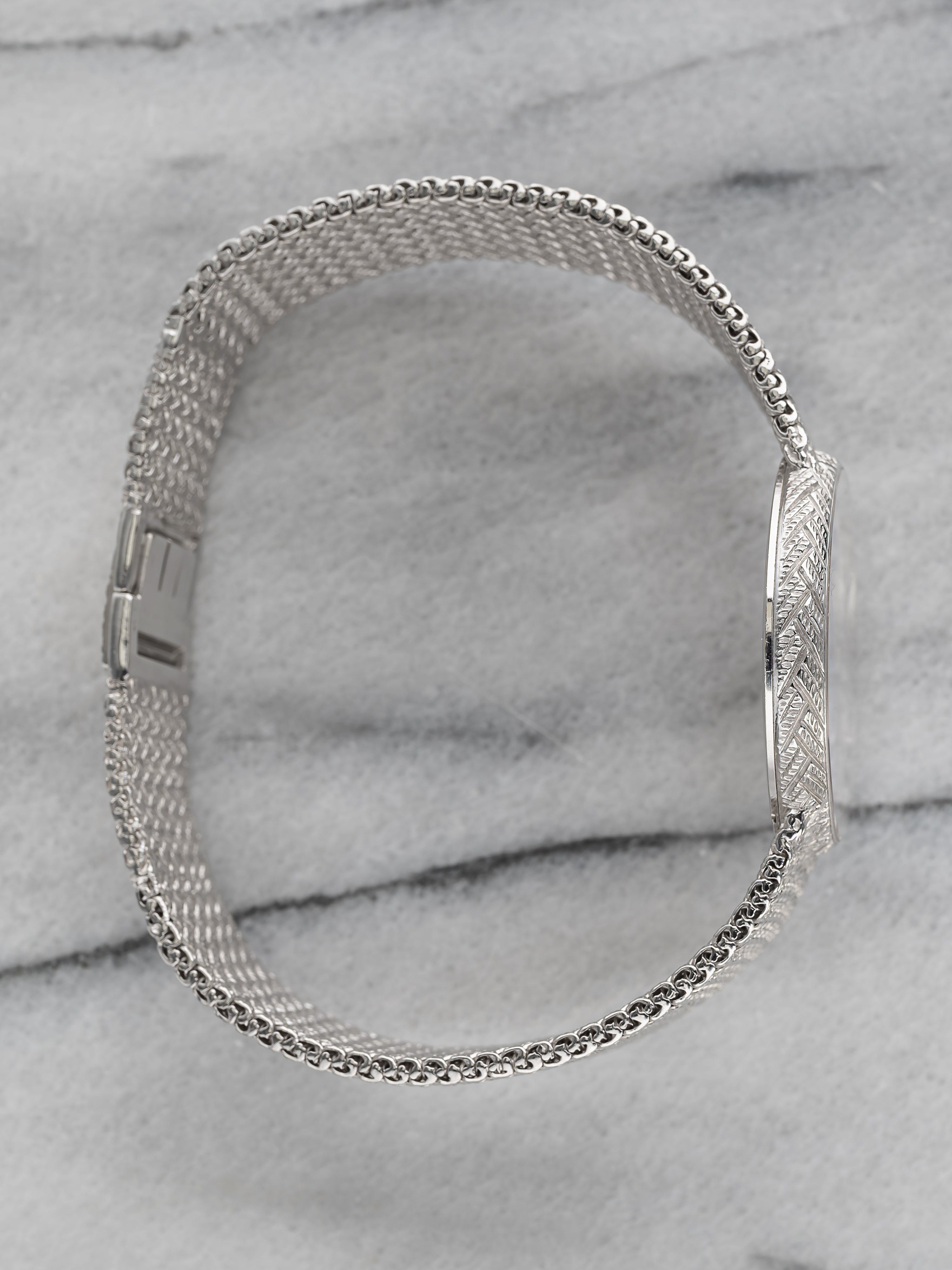 Piaget 9065 - Lapis & Mother of Pearl Dial