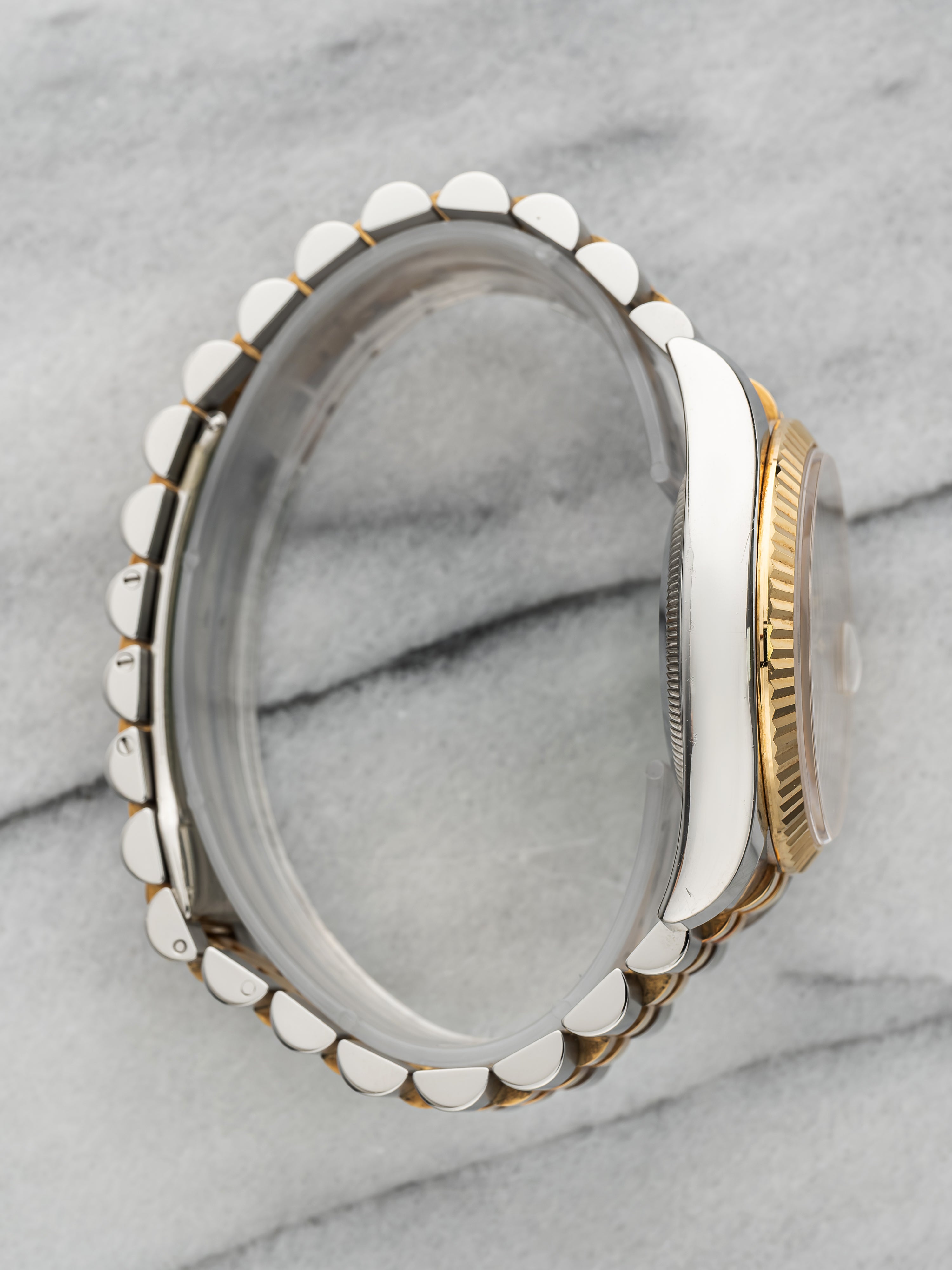 2005 Datejust 36 116233 – Two-Tone Hidden Clasp Champagne Dial