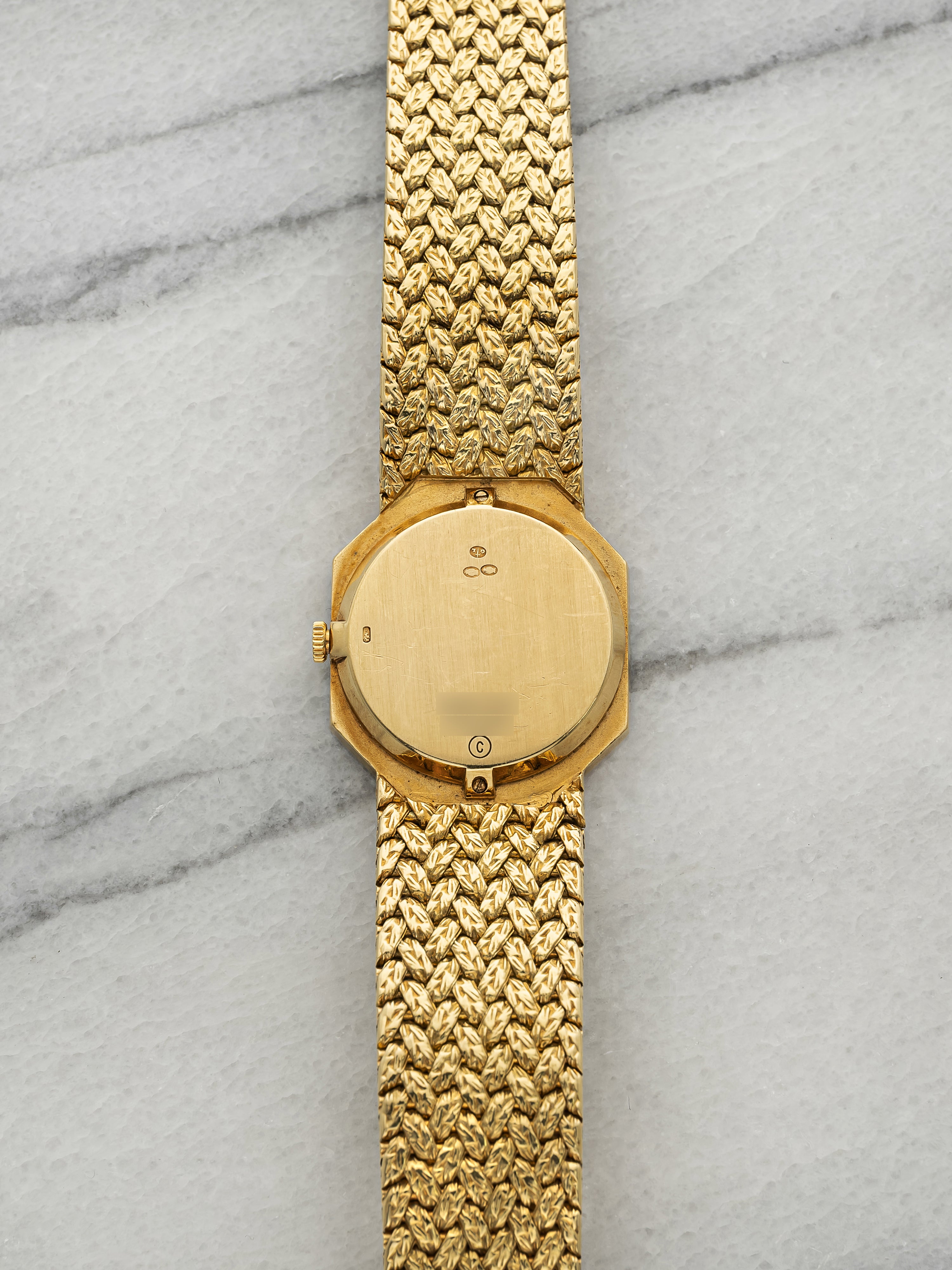 Vintage 1980s Piaget 9341 D2 Integrated 18K Gold Coral Dial Manual 25mm
