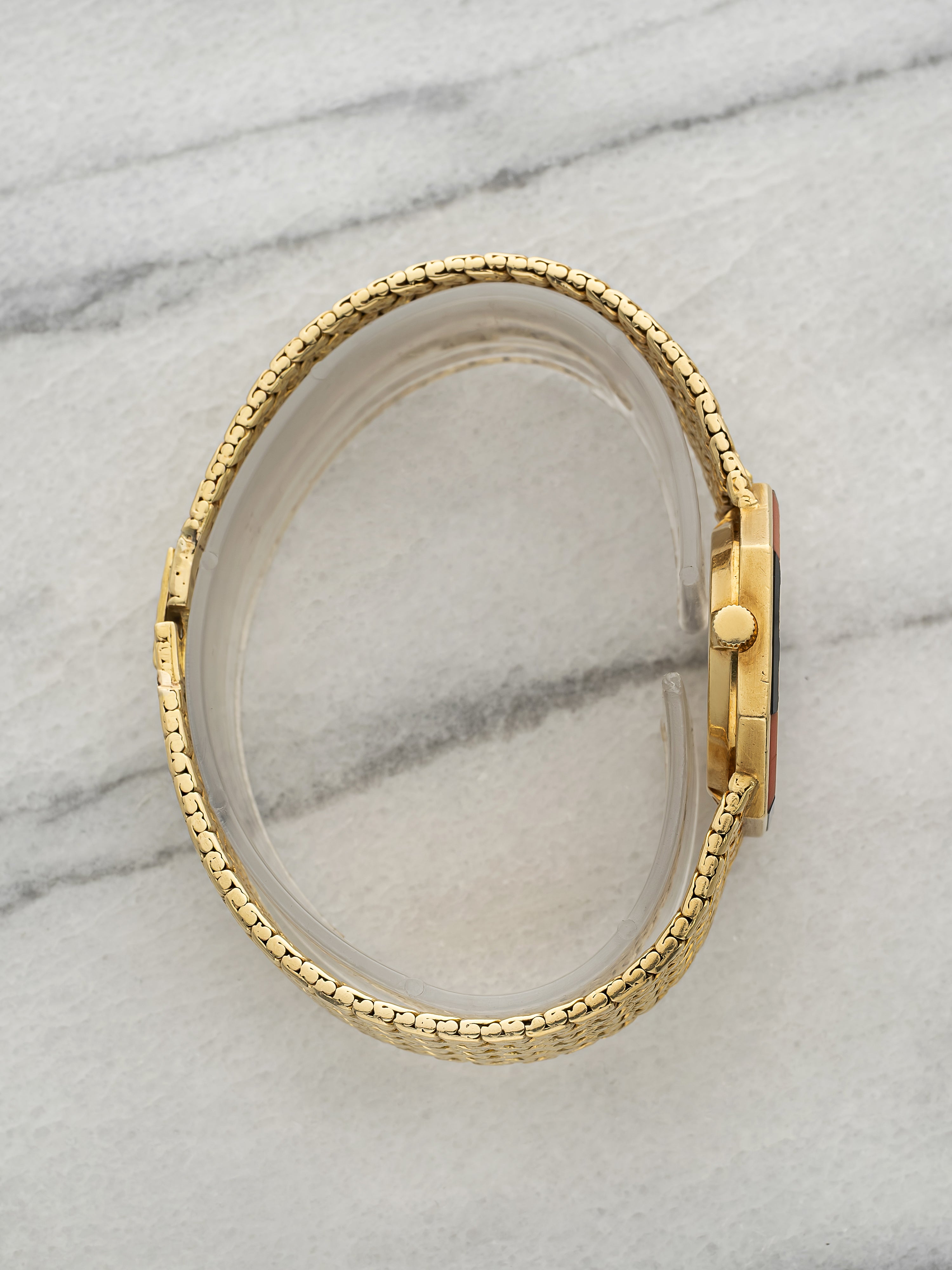 Vintage 1980s Piaget 9341 D2 Integrated 18K Gold Coral Dial Manual 25mm