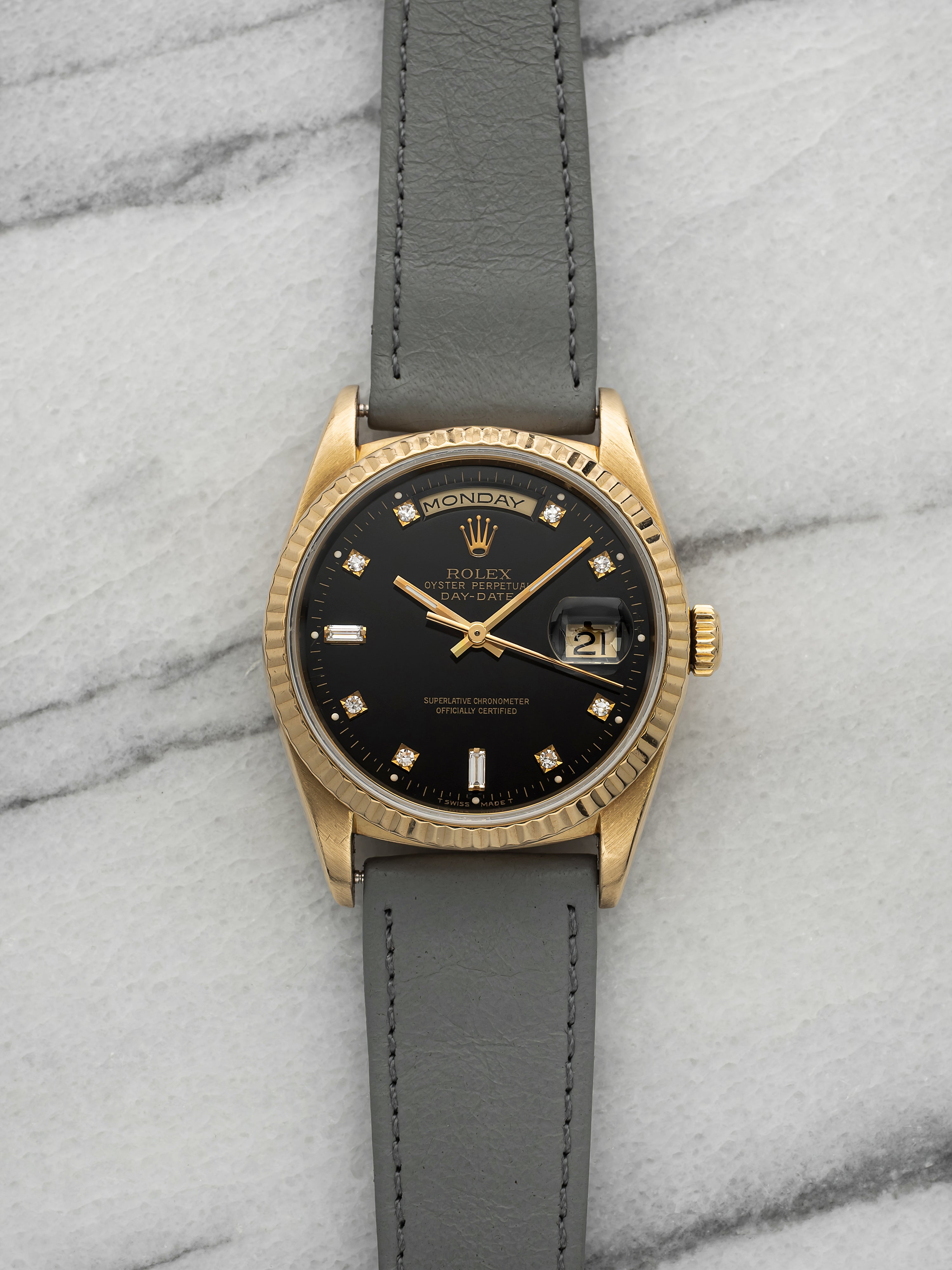 Vintage 1995 Rolex Day-Date 18238 18K Yellow Gold Black Diamond Dial Auto 36mm
