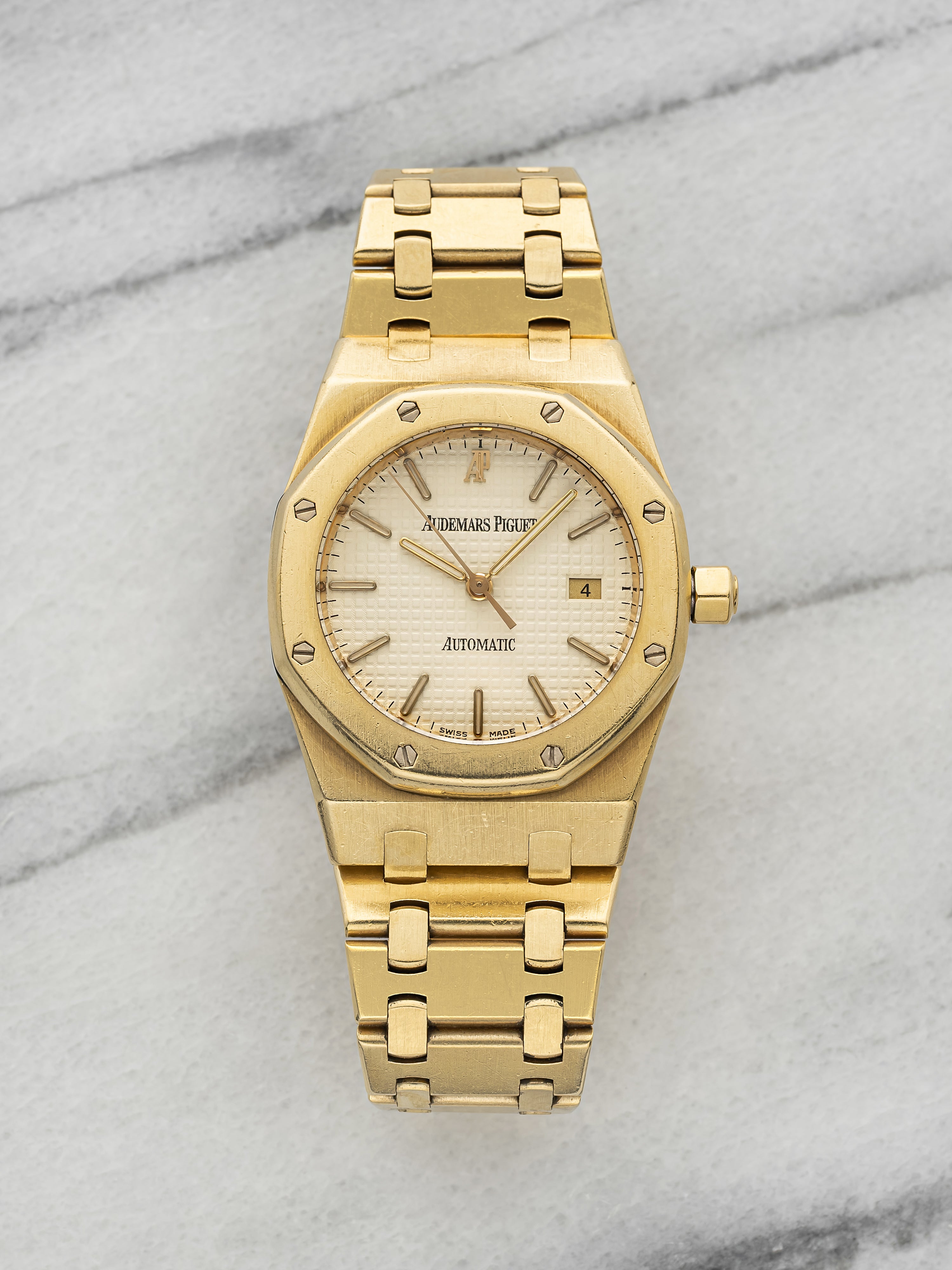 Vintage 1990s Audemars Piguet Royal Oak 15000BA Yellow Gold Cream Dial Auto 33mm