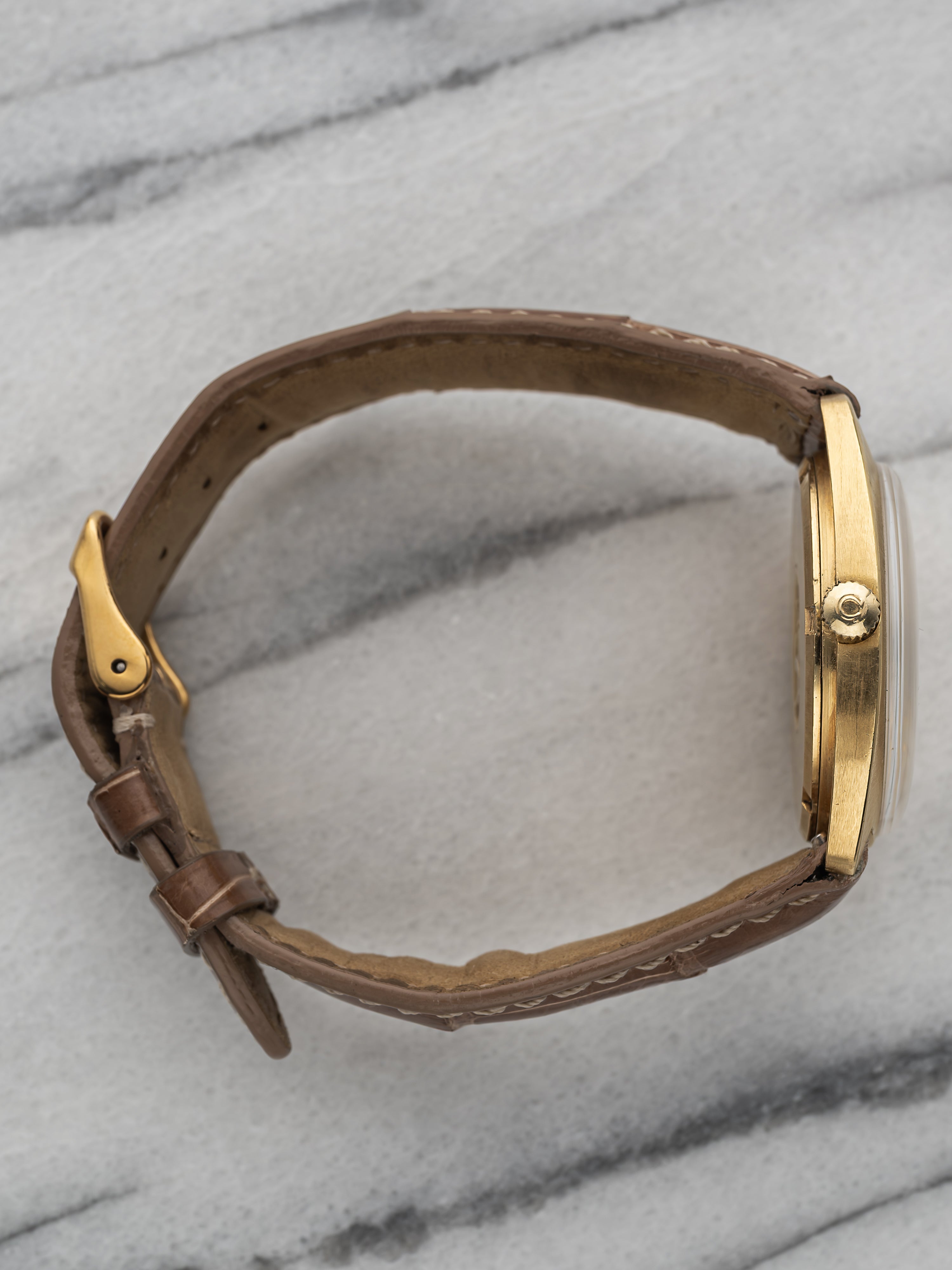 Omega Constellation Chronometer - 18K Yellow Gold