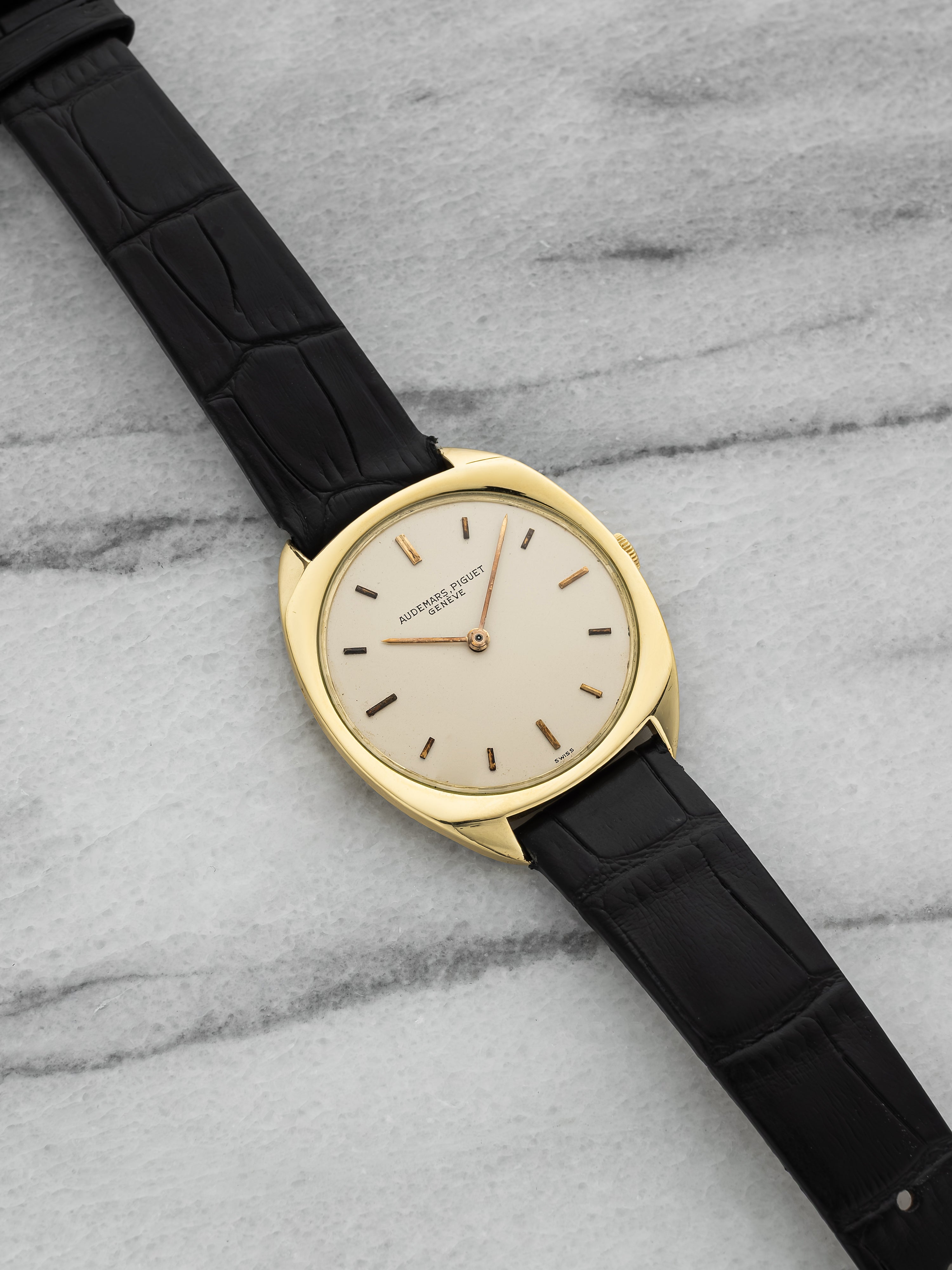 Audemars Piguet 18K Yellow Gold Cushion Dress – White Dial