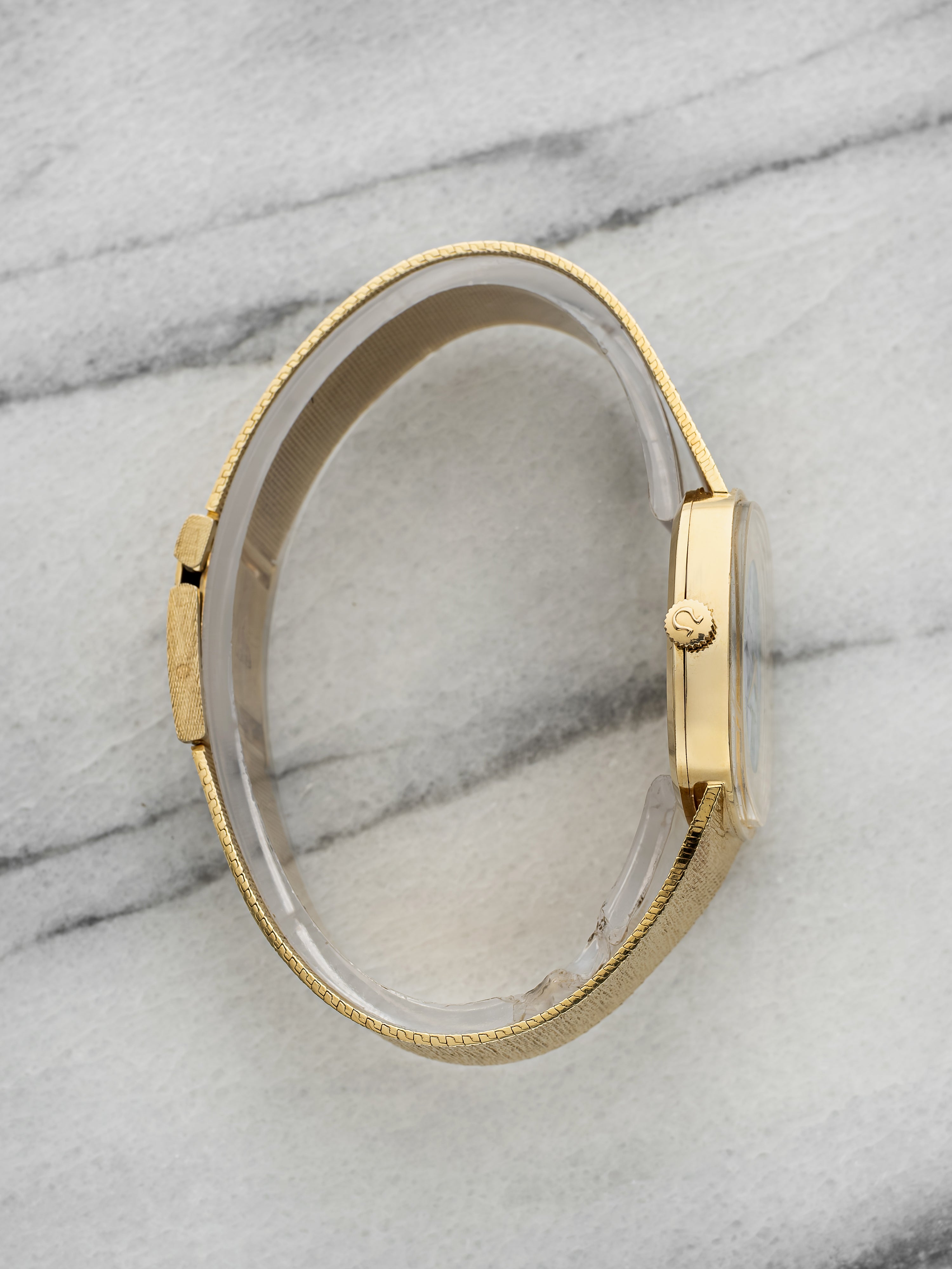 Vintage 1970s Omega Mosaic Opal Dial 14K Yellow Gold Manual 29 mm