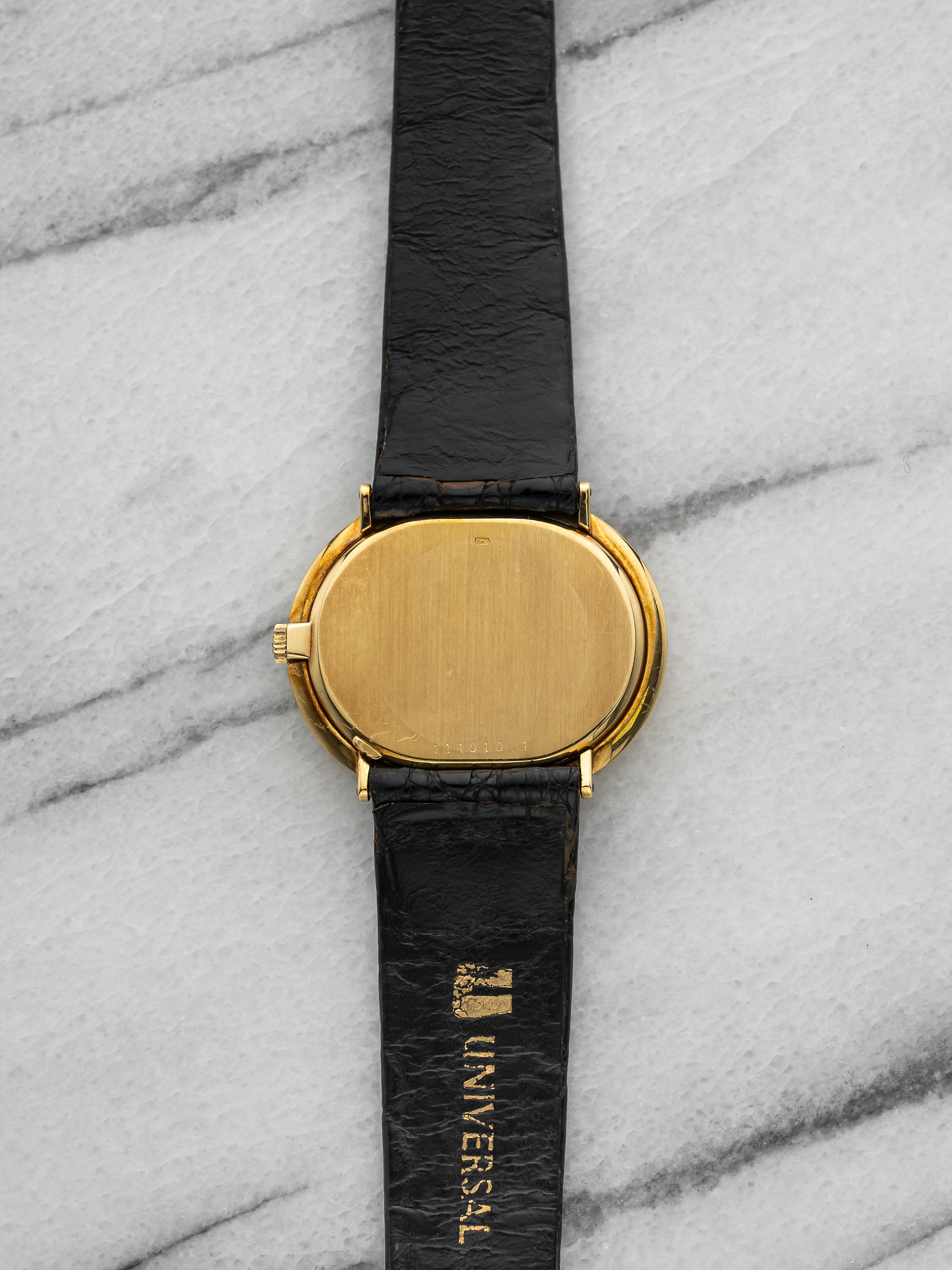 Universal Geneve Dress Watch 111010.1 18K Yellow Gold Bloodstone Dial Manual 33m
