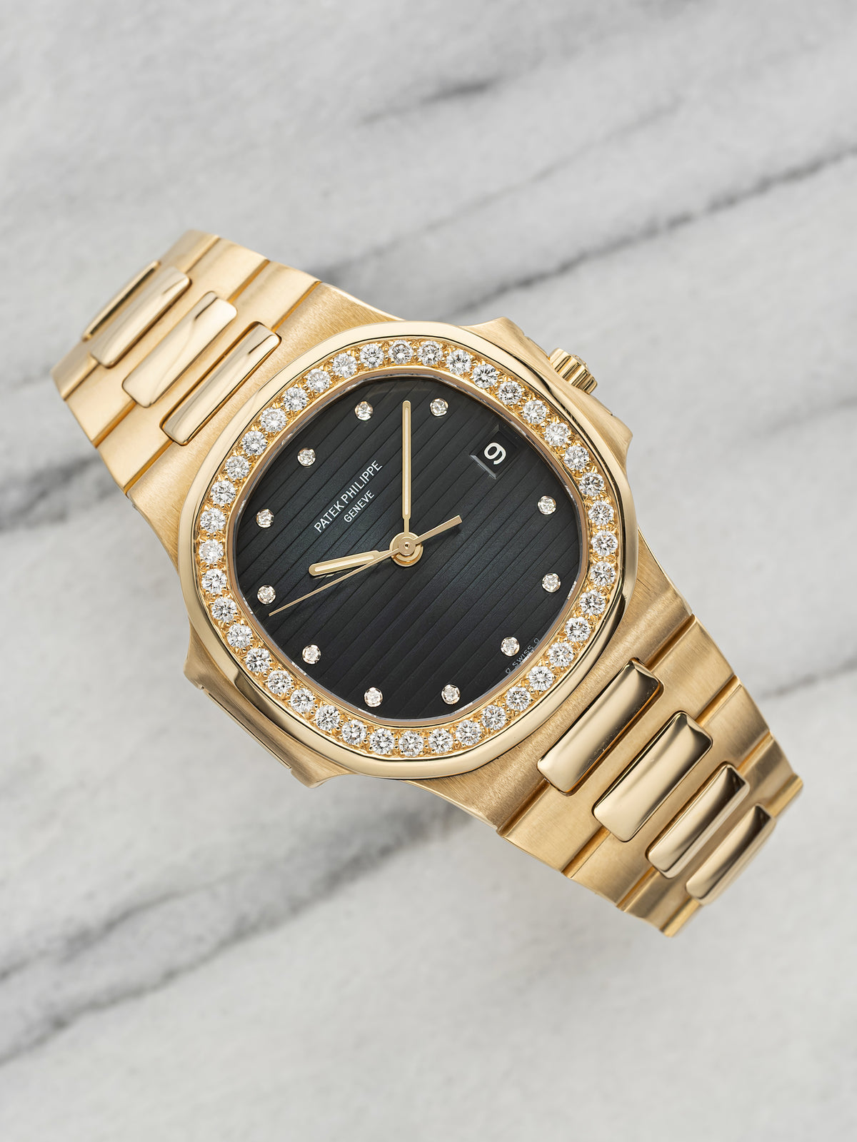 1987 Patek Philippe Nautilus 3800/1J - 18K Yellow Gold Diamond Bezel