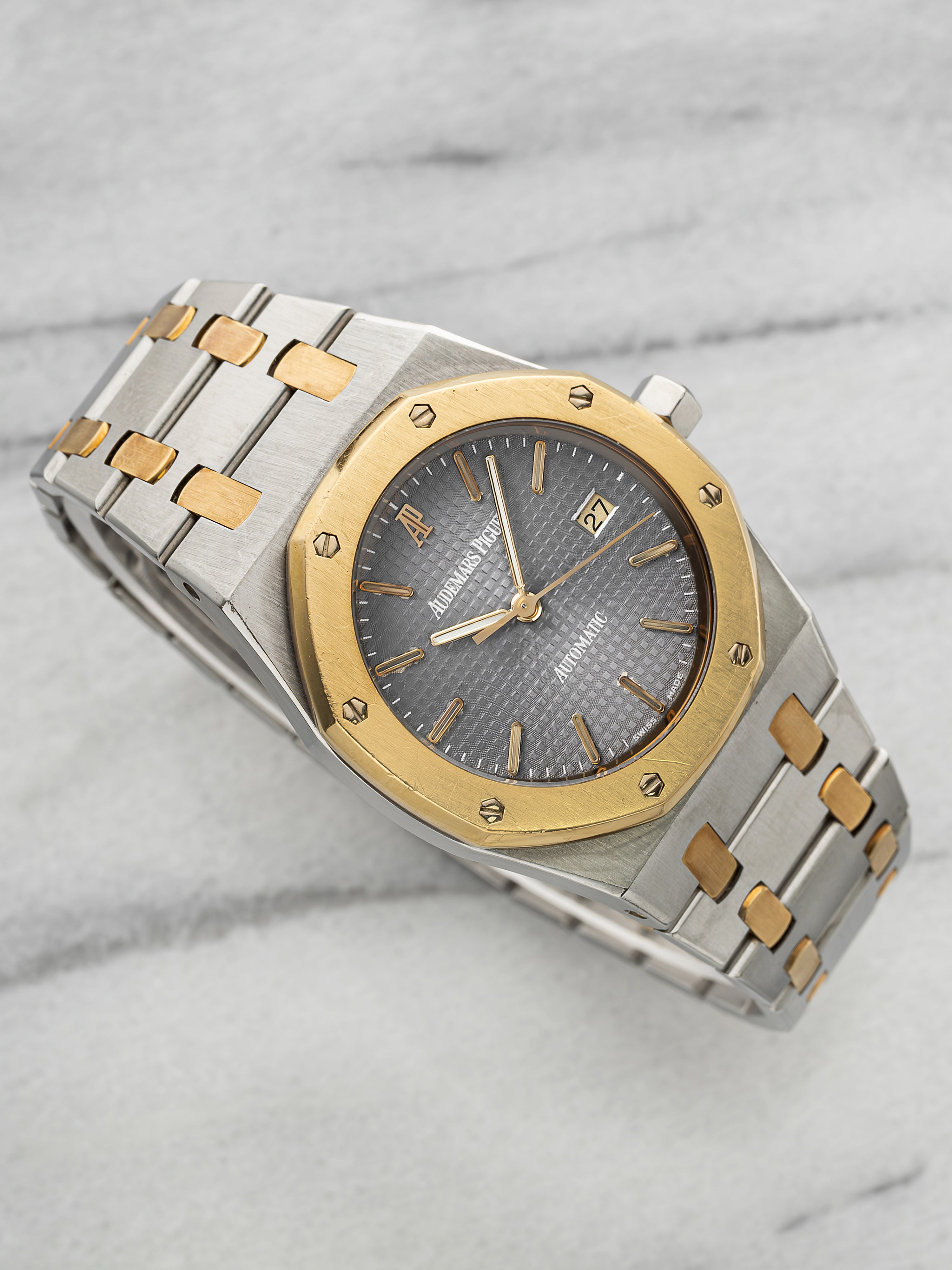Audemars Piguet Royal Oak 15000SA – Two-Tone Grey Tapisserie Dial