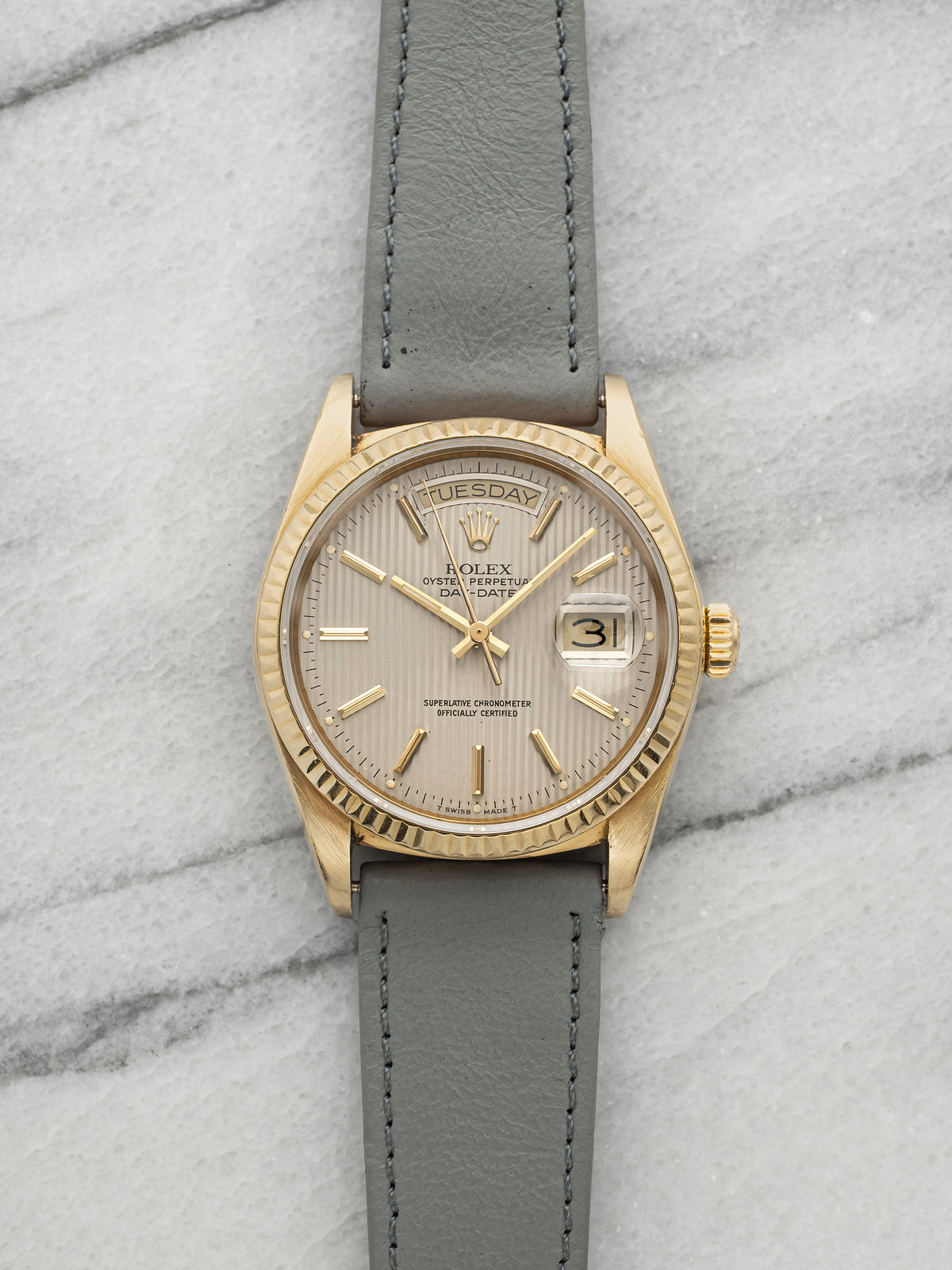 Vintage 1987 Rolex Day-Date 18038 18K Yellow Gold Silver Tapestry Dial Auto 36mm