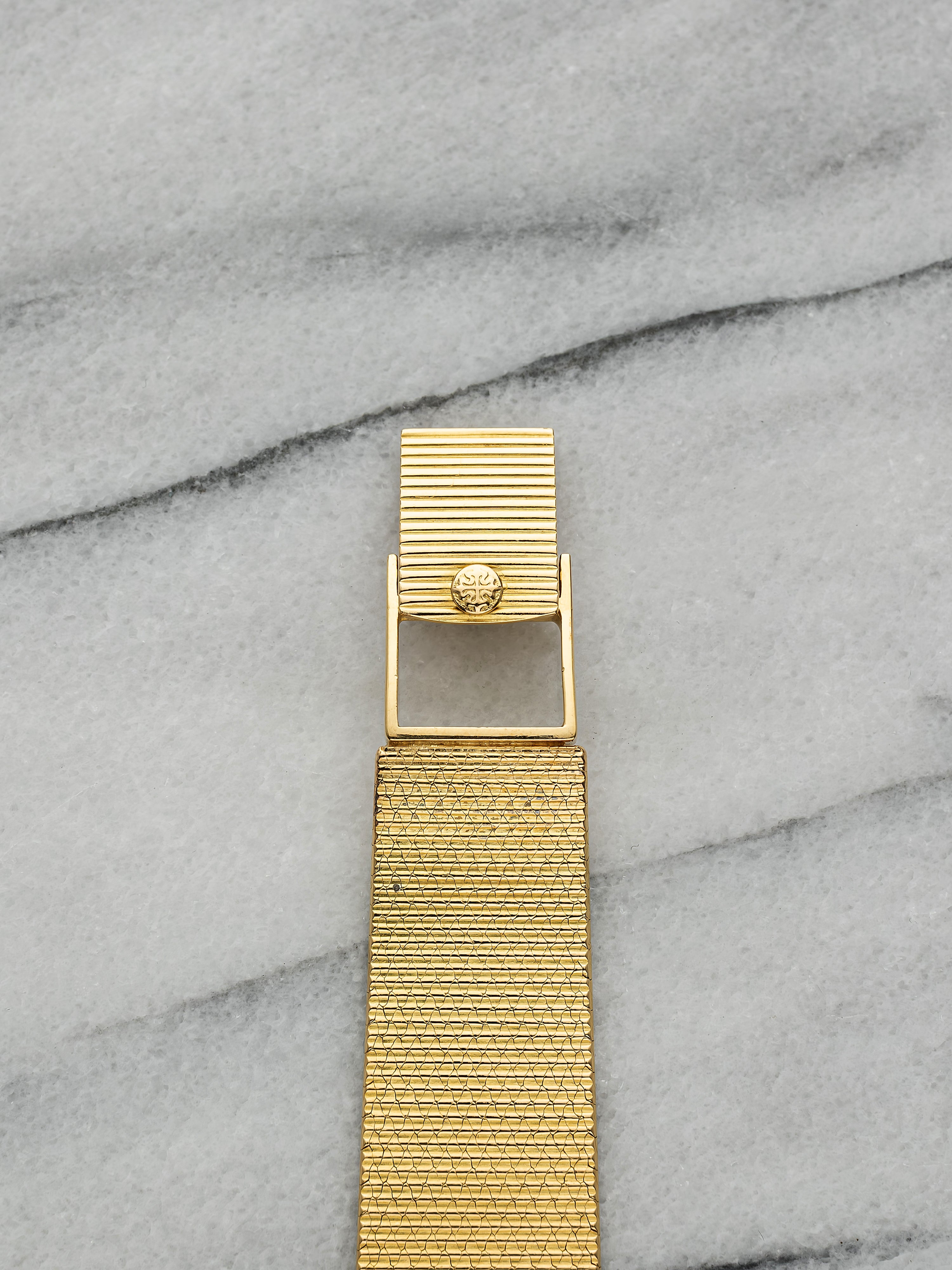 Patek Philippe ref 3859/1 - Onyx & MOP