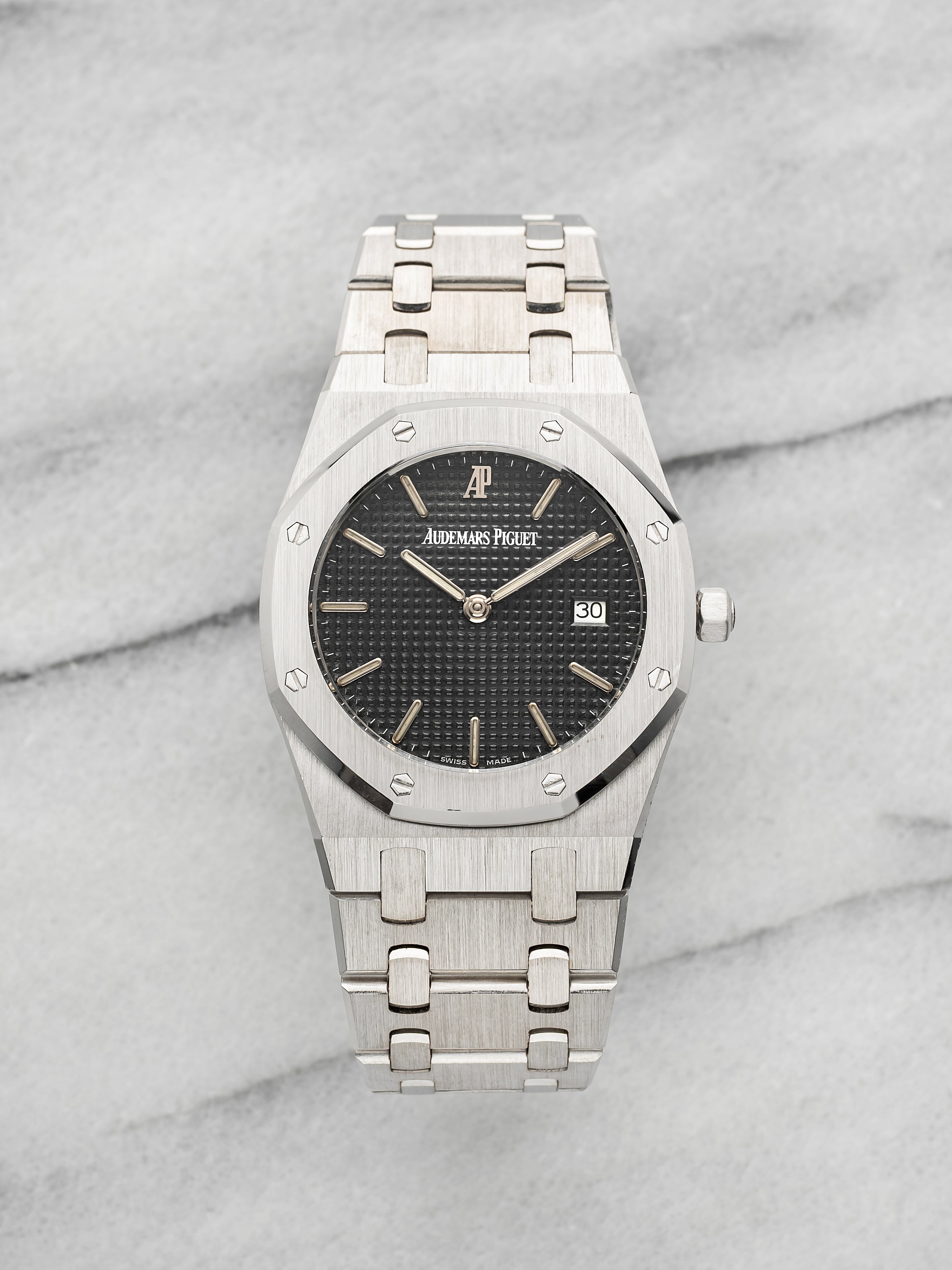 Audemars Piguet Royal Oak 56175 - 18K White Gold Black Dial