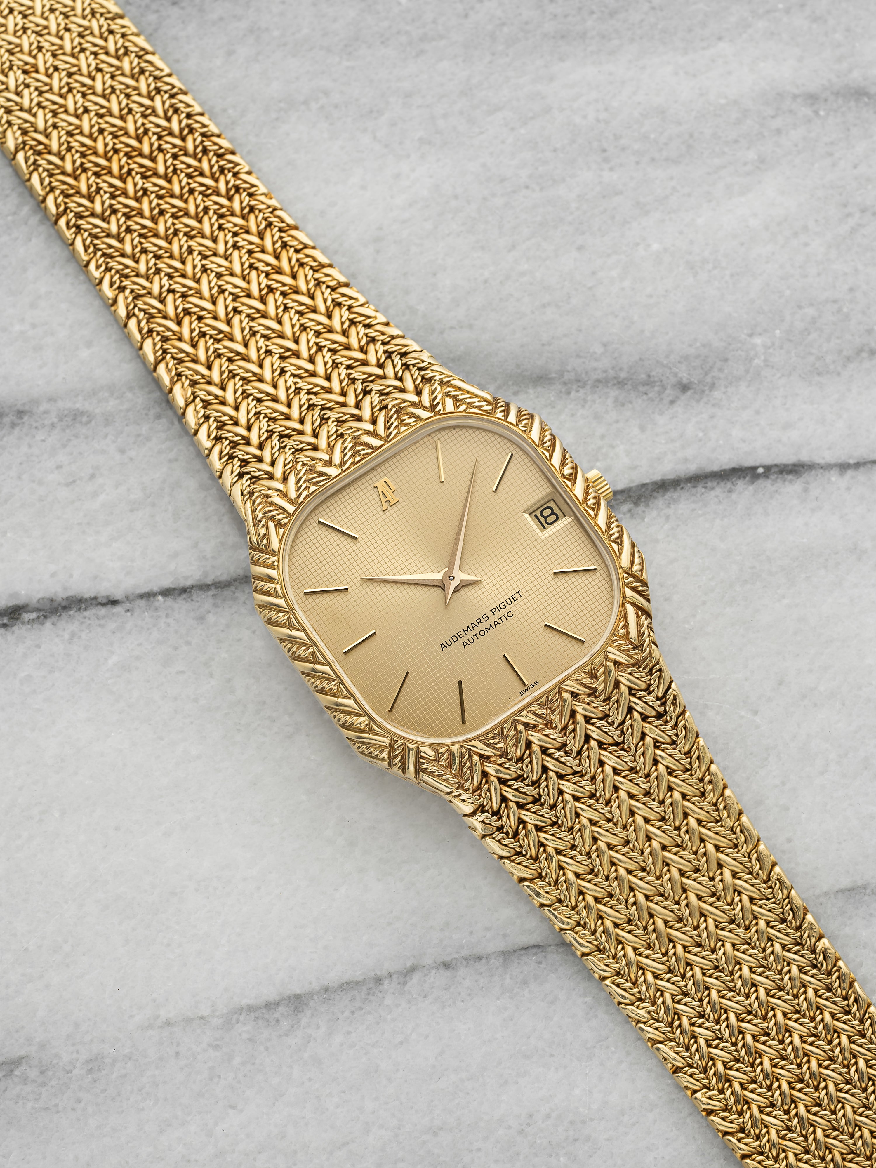 Vintage 1980s Audemars Piguet Integrated 18K YG Champagne Grid Dial Auto 33mm