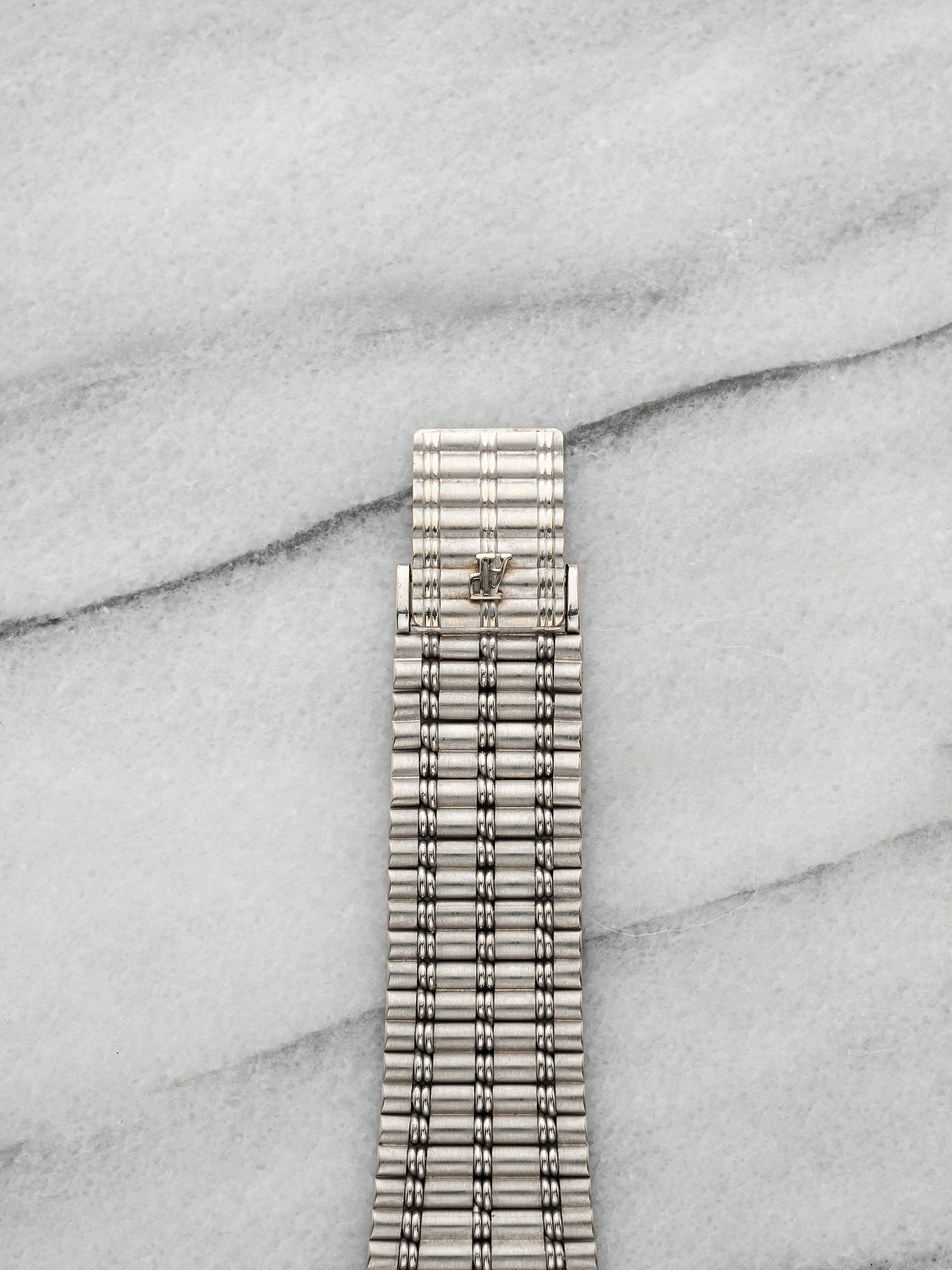 Vintage 1995 Audemars Piguet Bamboo 18K WG Pave Diamond Sapphire Quartz 27mm